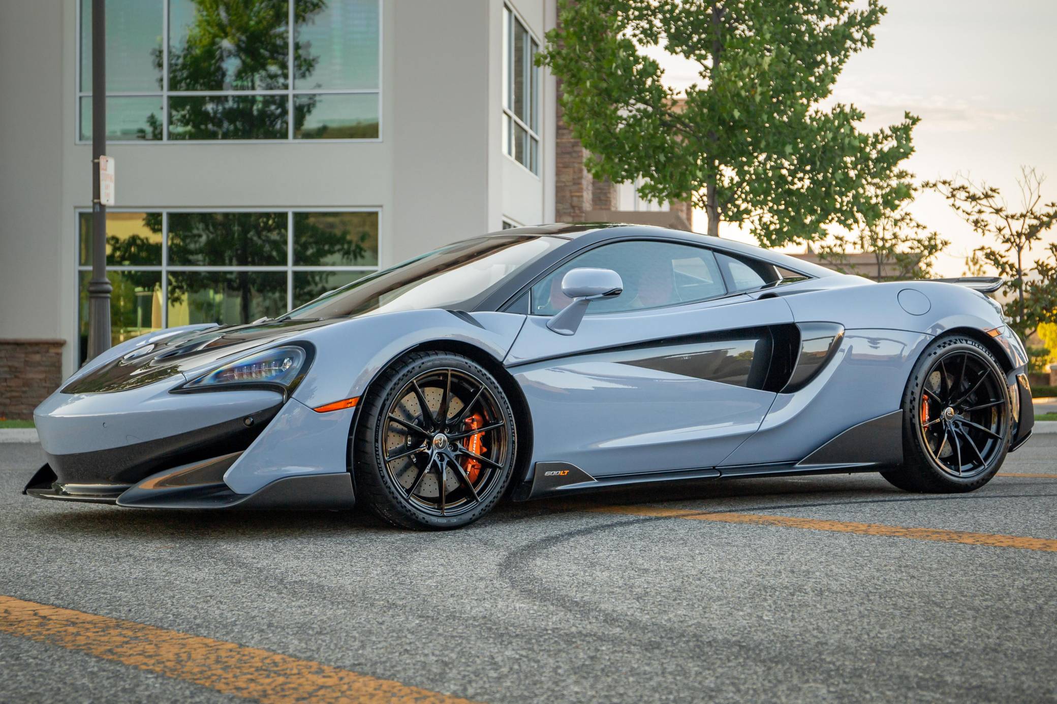2019 McLaren 600LT 1