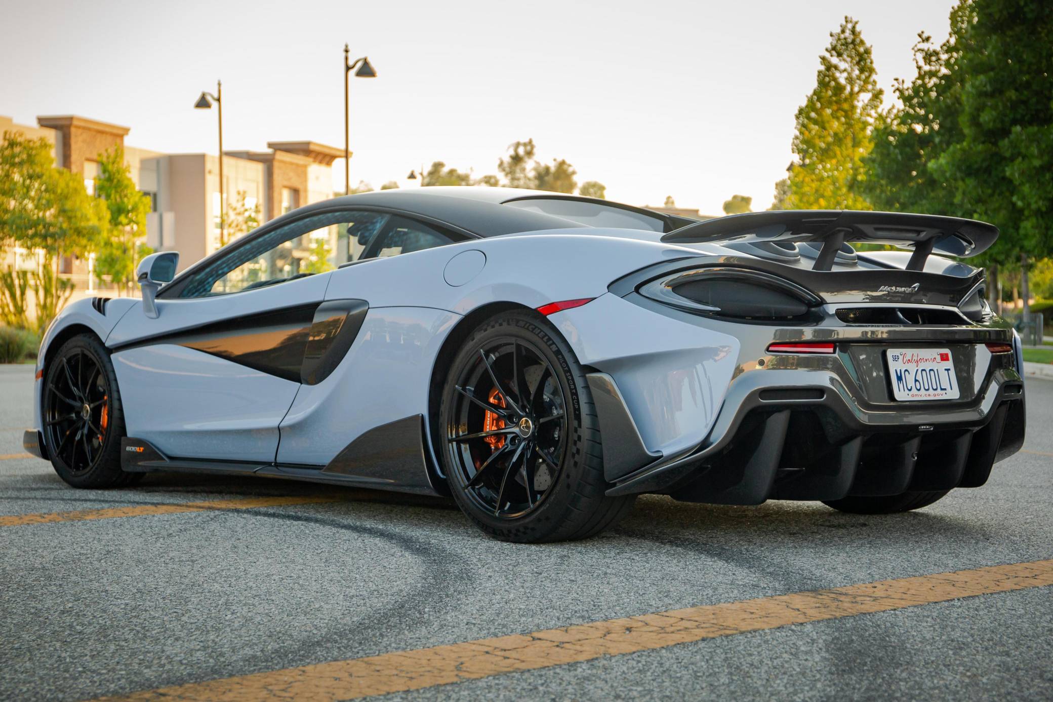 2019 McLaren 600LT 4