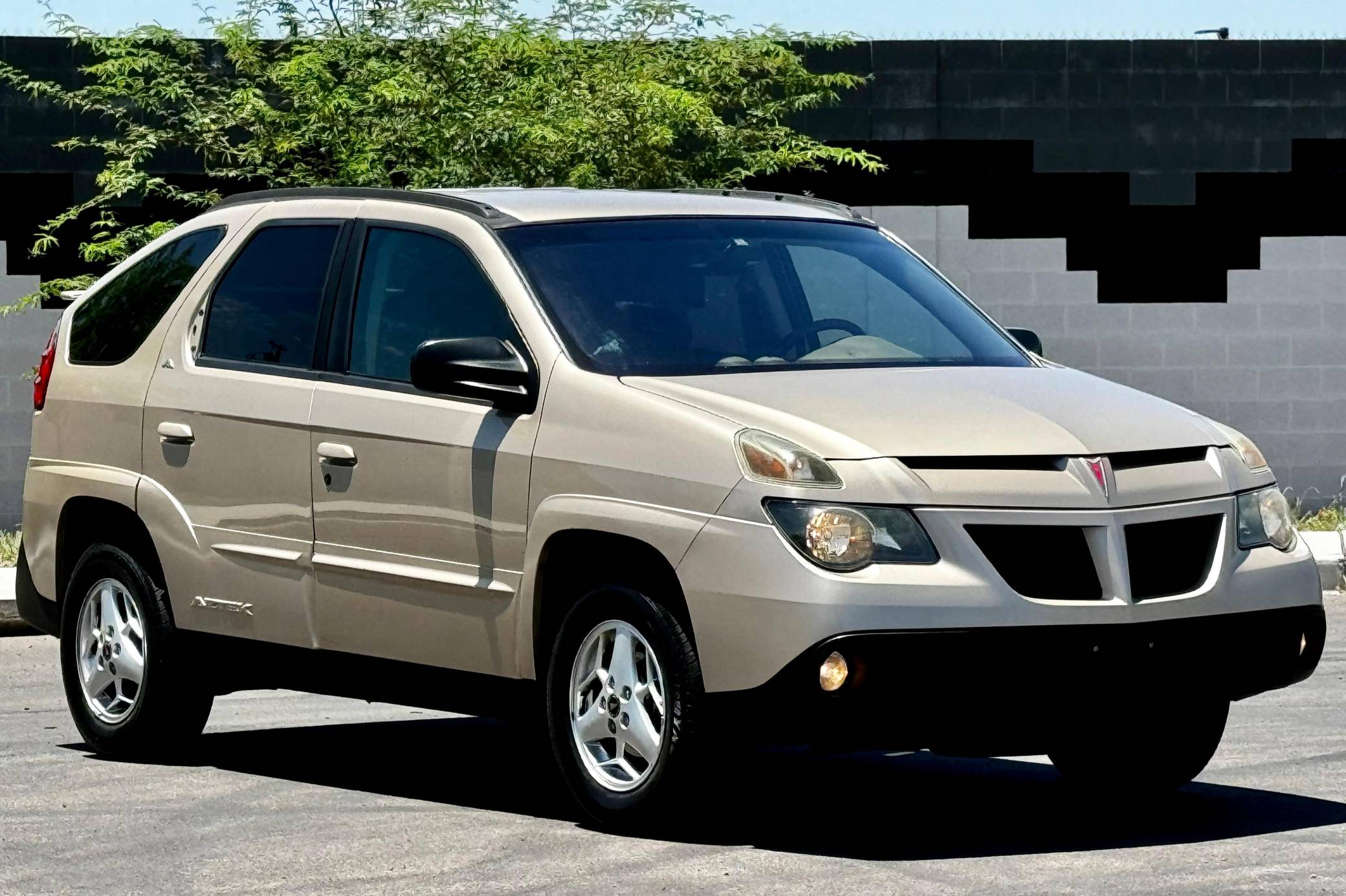 2003 Pontiac Aztek