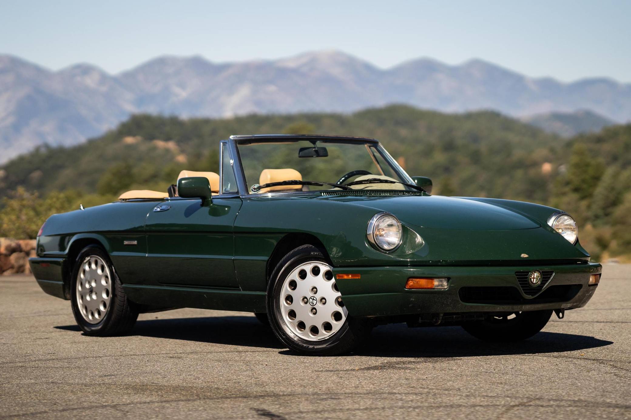 1994 Alfa Romeo Spider Veloce Commemorative Edition