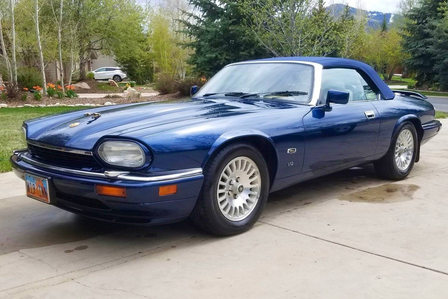 アヴェンジャー 1995 Jaguar XJS Convertible auction - Cars & Bids