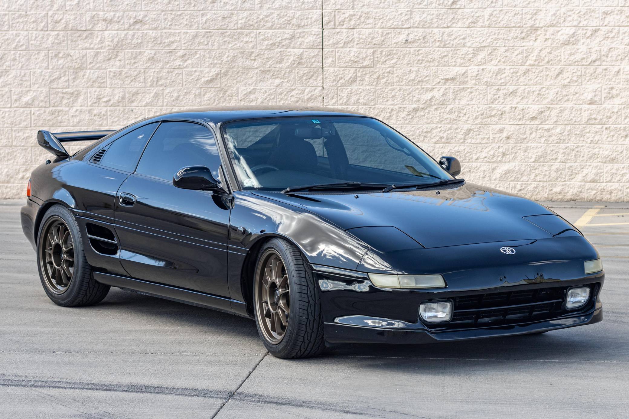 mogumi 1998 Toyota MR2 G Limiited VIN: SW200111799 for Sale - Cars & Bids