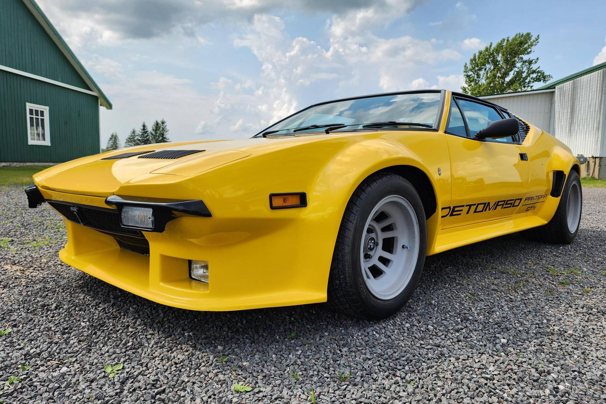 1971 DeTomaso Pantera