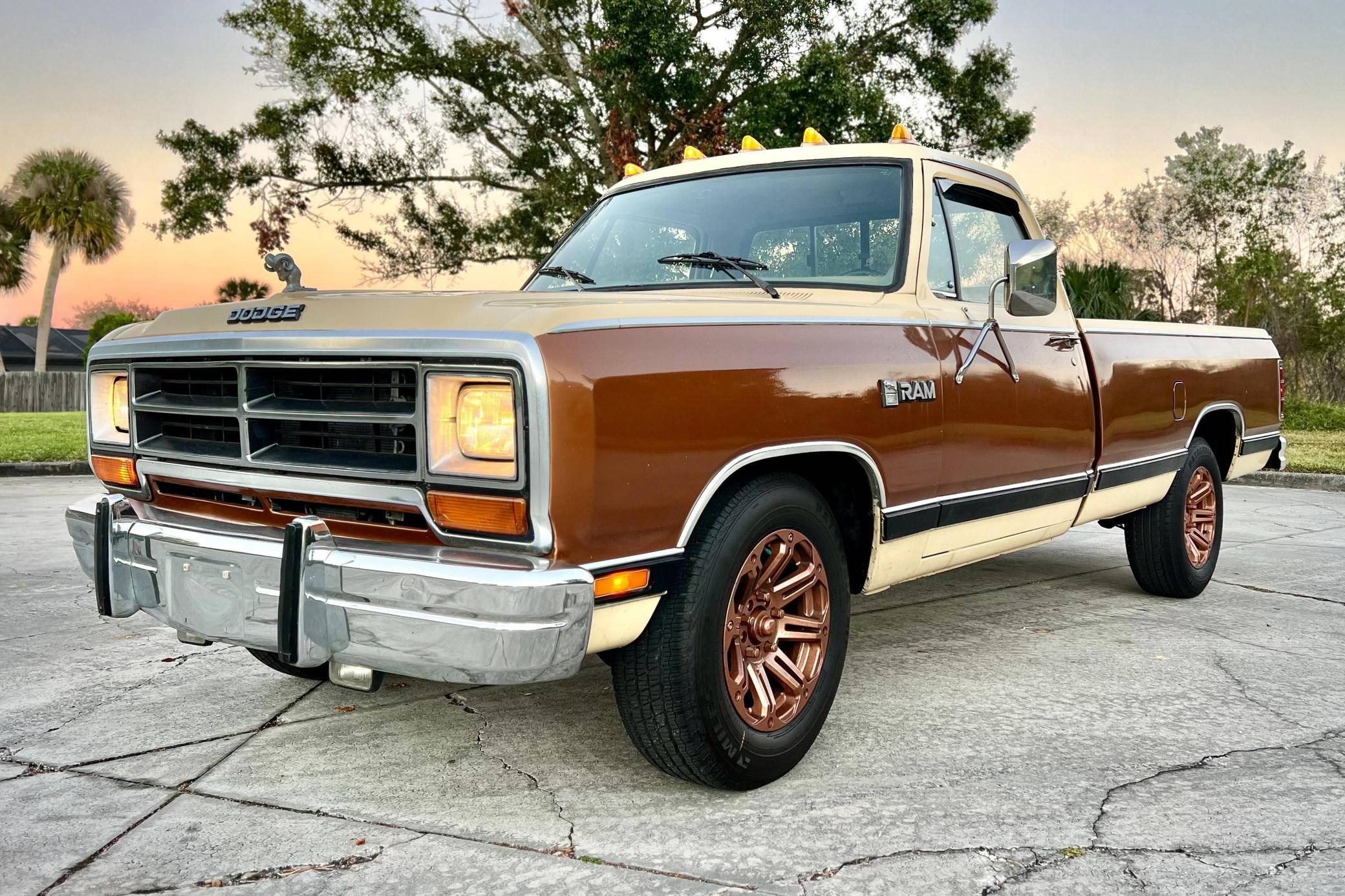 1986 Dodge Ram 150 Royal SE