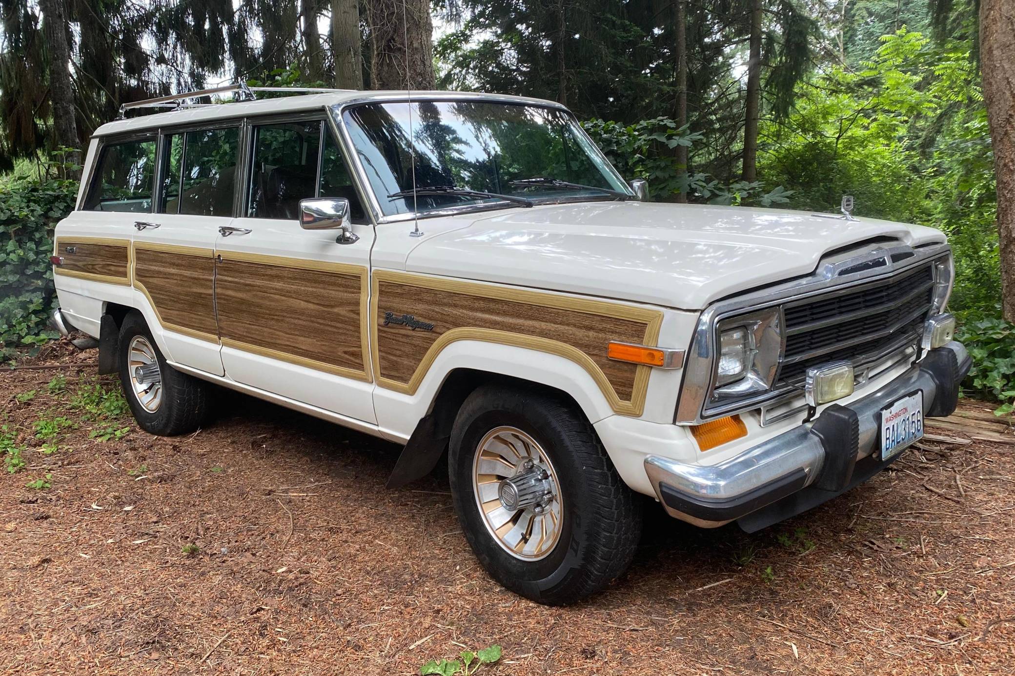 1987 Jeep Grand Wagoneer