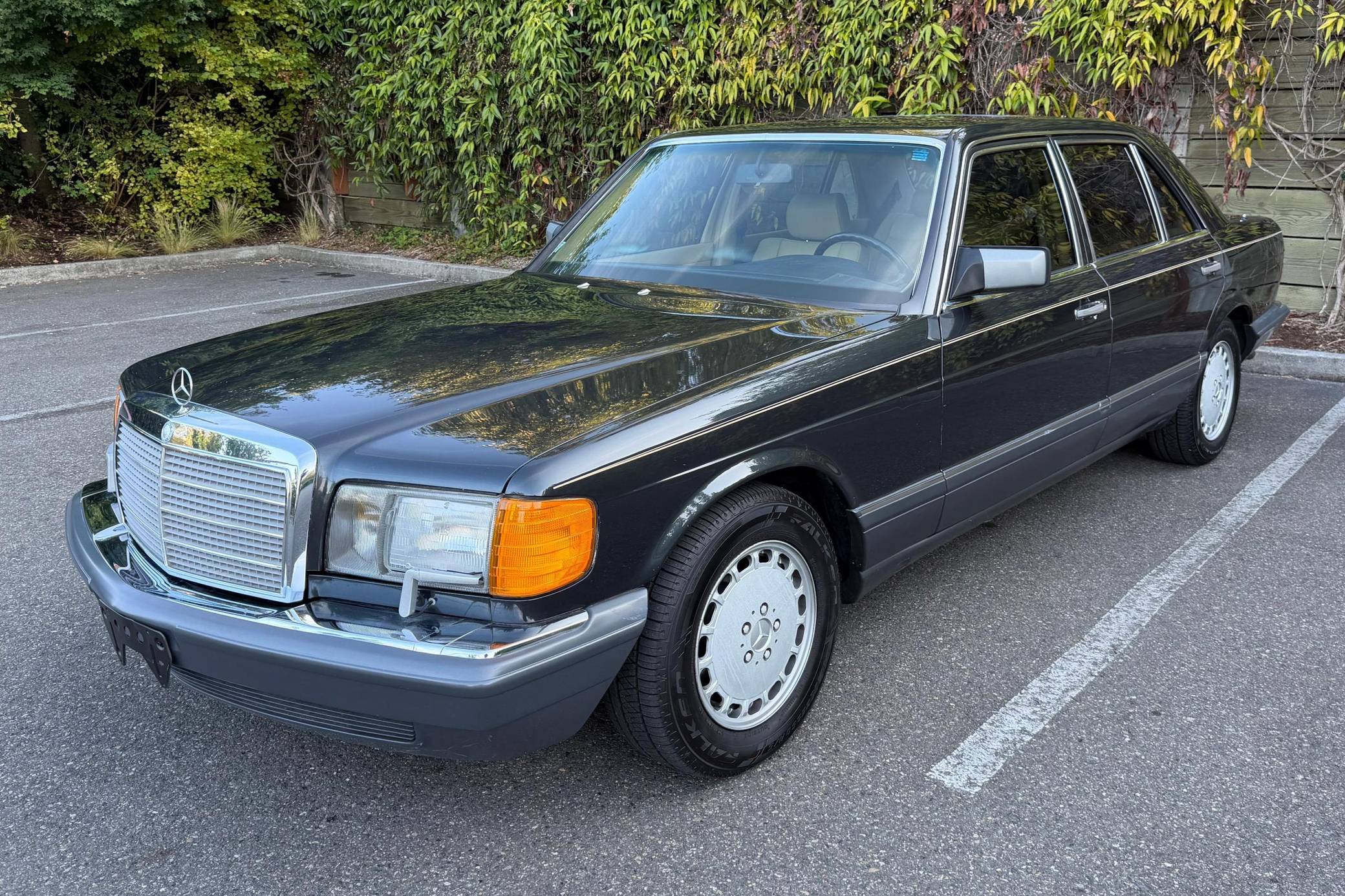 1989 Mercedes-Benz S-Class