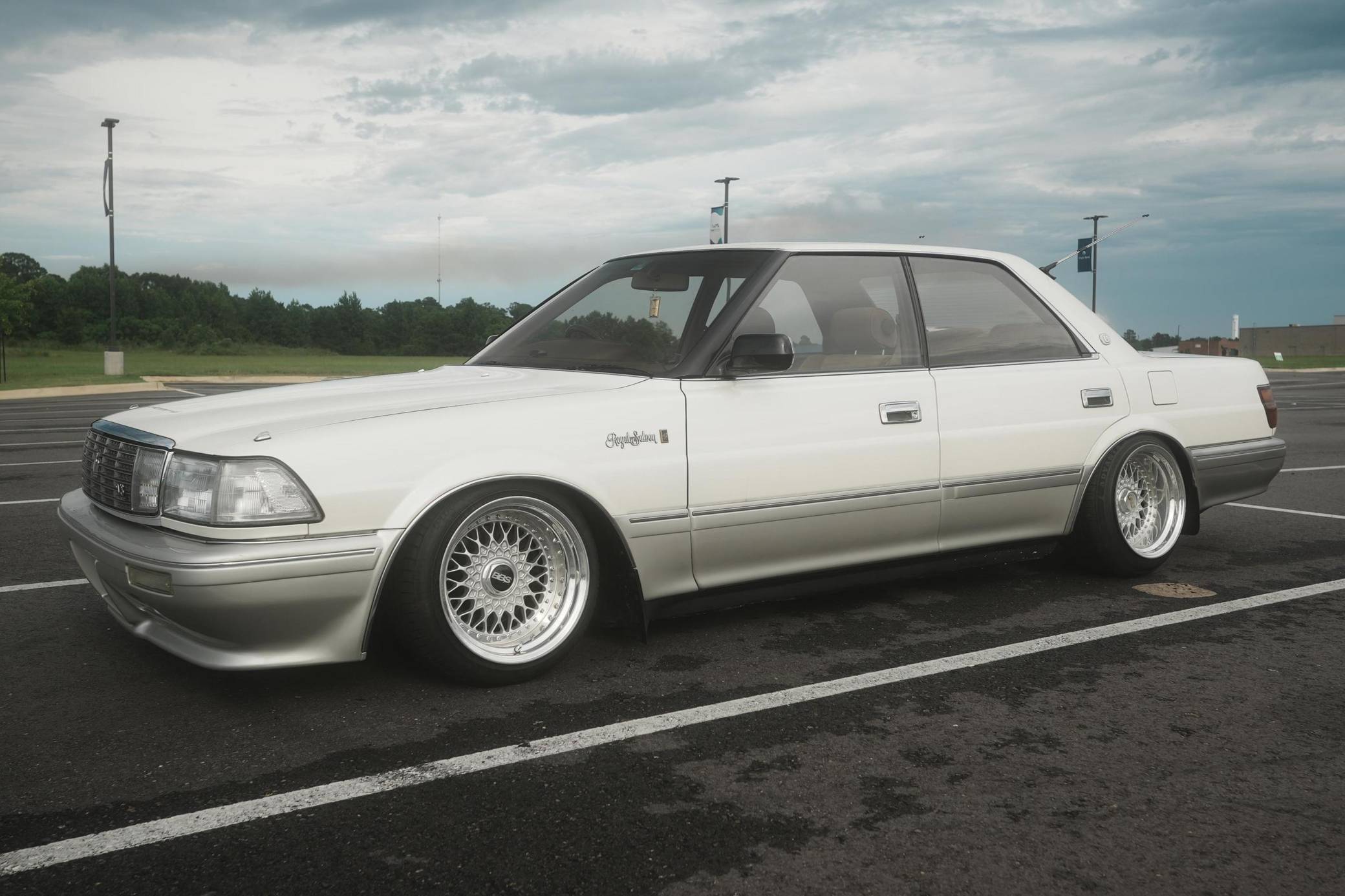 1990 Toyota Crown Royal Saloon VIN: UZS1310033546 for Sale - Cars