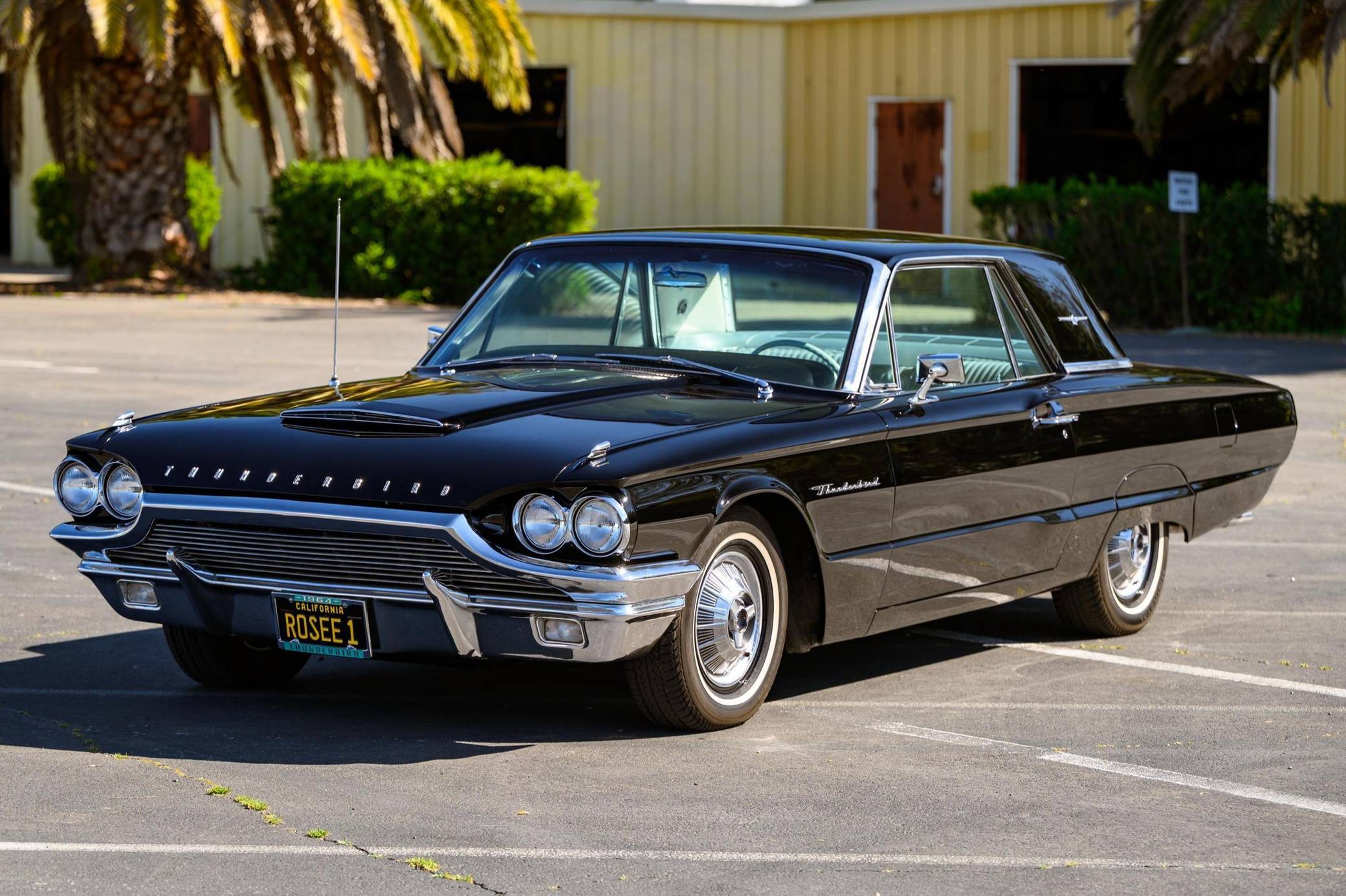 1964 Ford Thunderbird