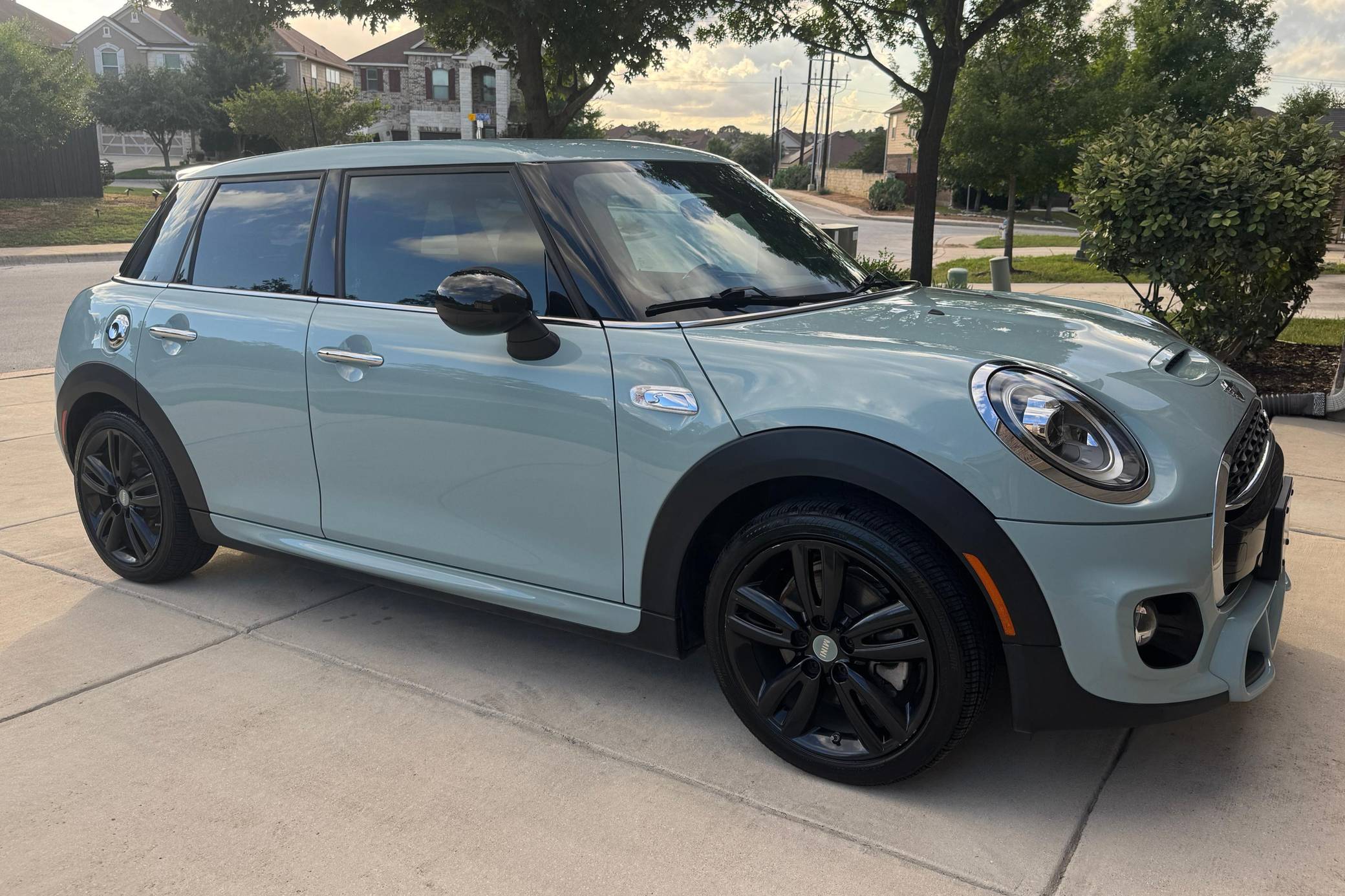 2019 MINI Cooper