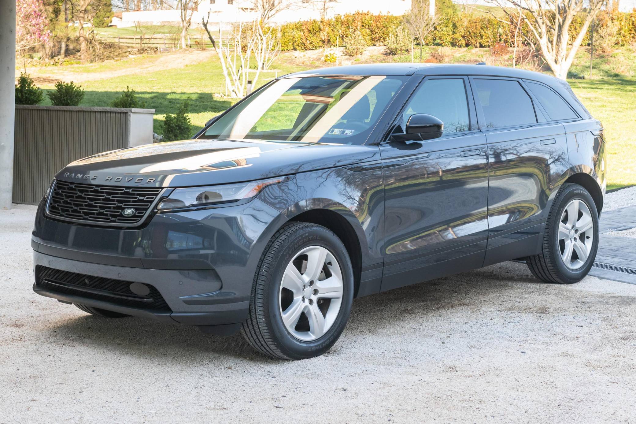 2025 Land Rover Range Rover Velar