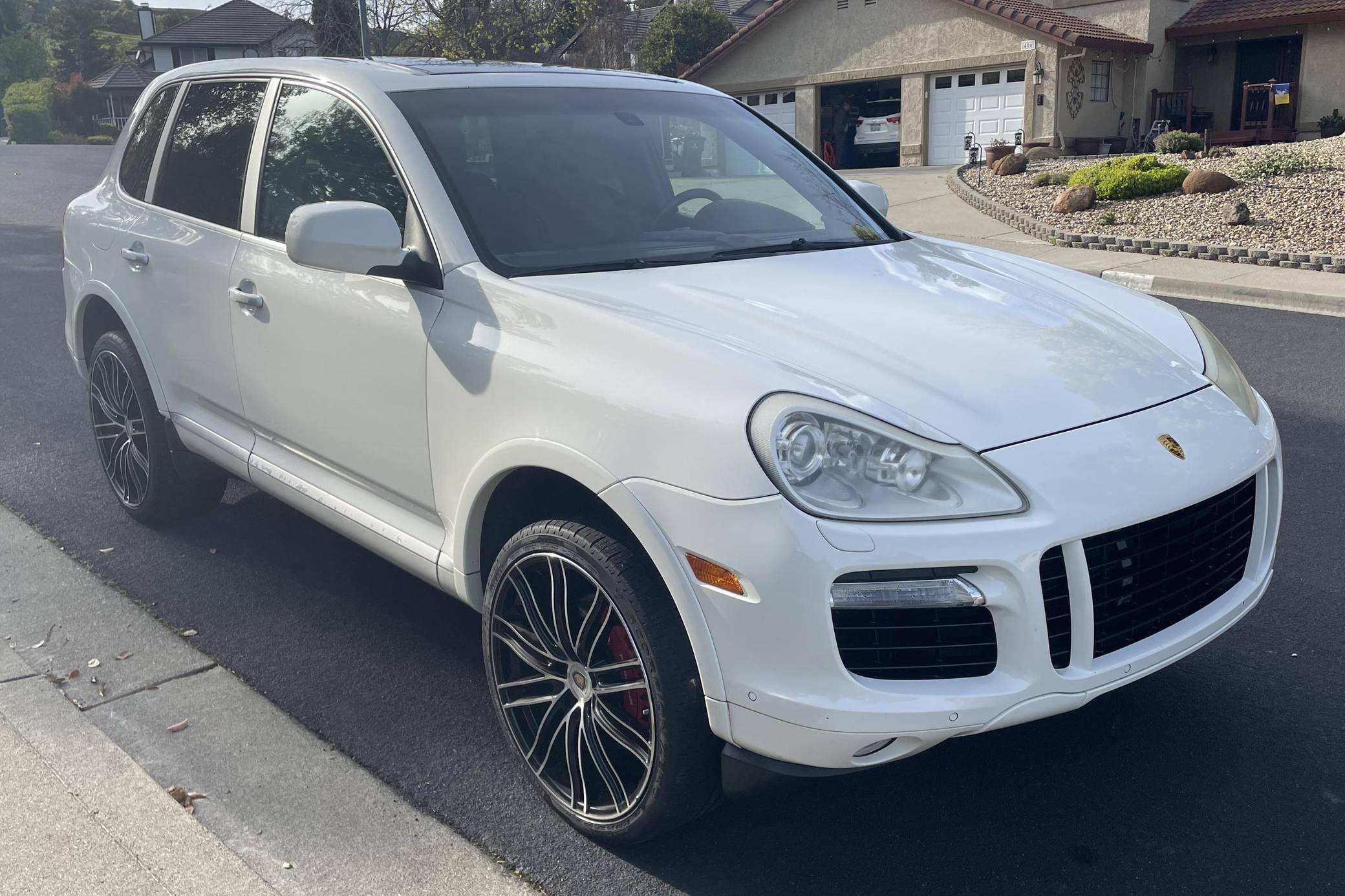Stunning Cayenne Turbo S 2008 Photos
