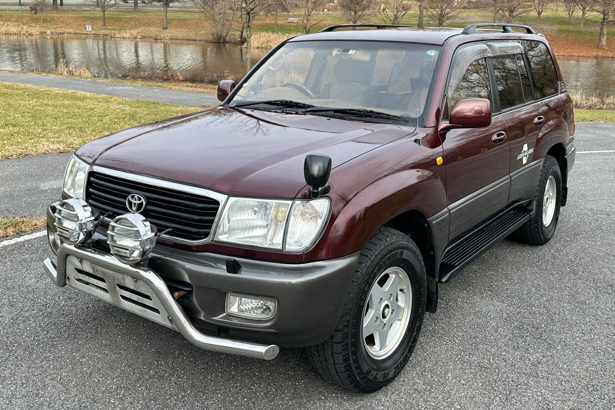 1998 Toyota Land Cruiser VX Limited Active Vacation