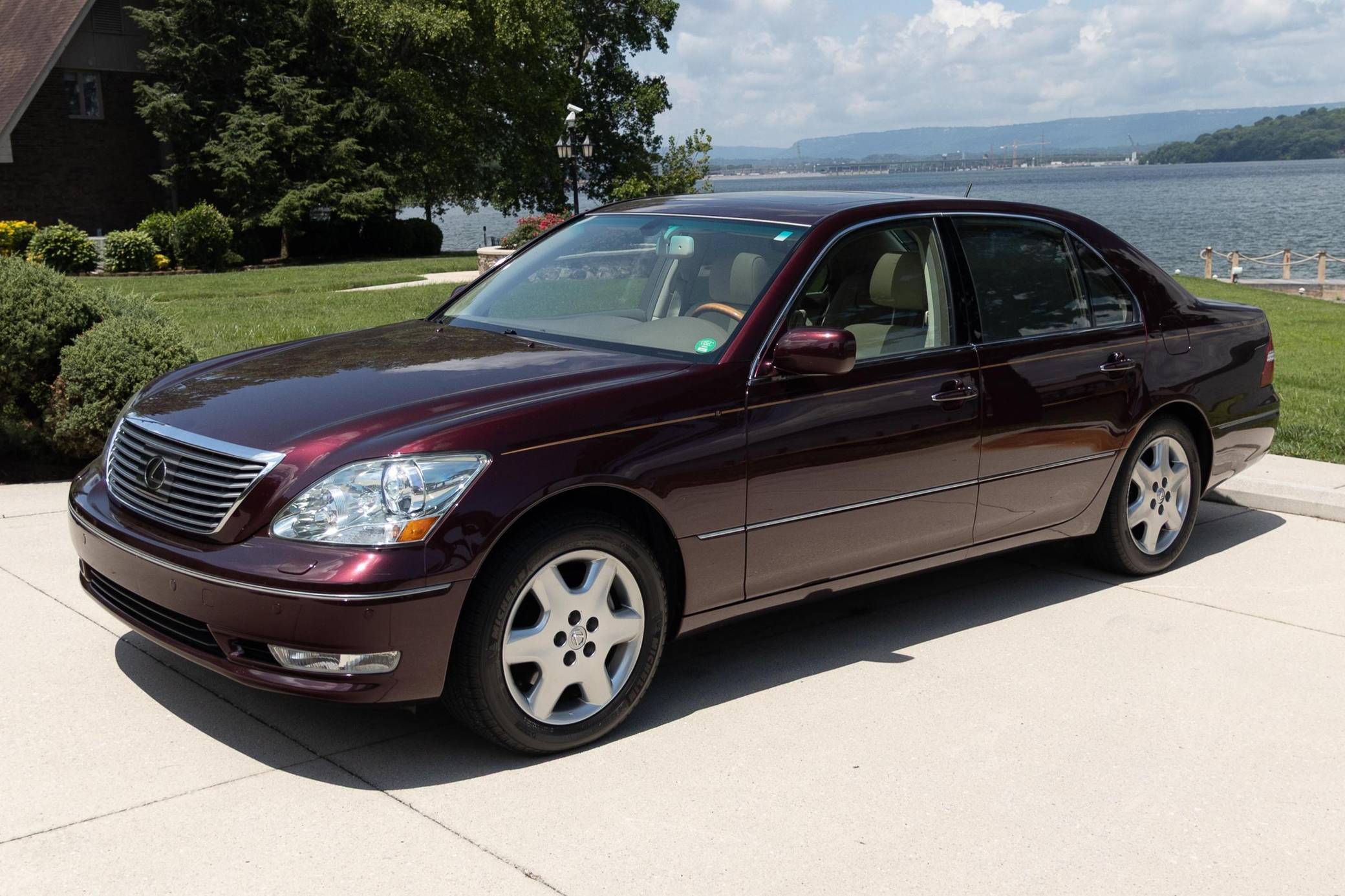 2005 Lexus LS