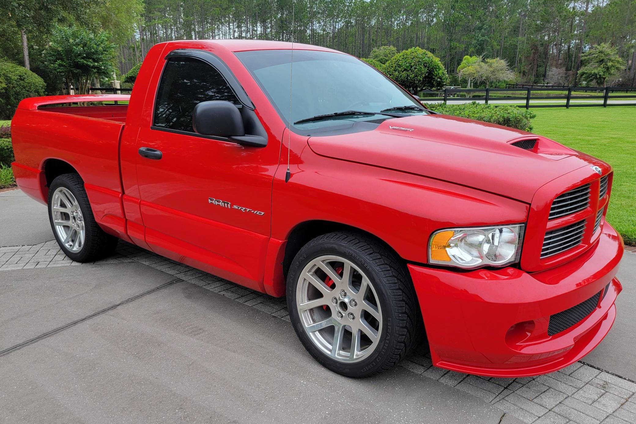 2004 Dodge Ram SRT-10