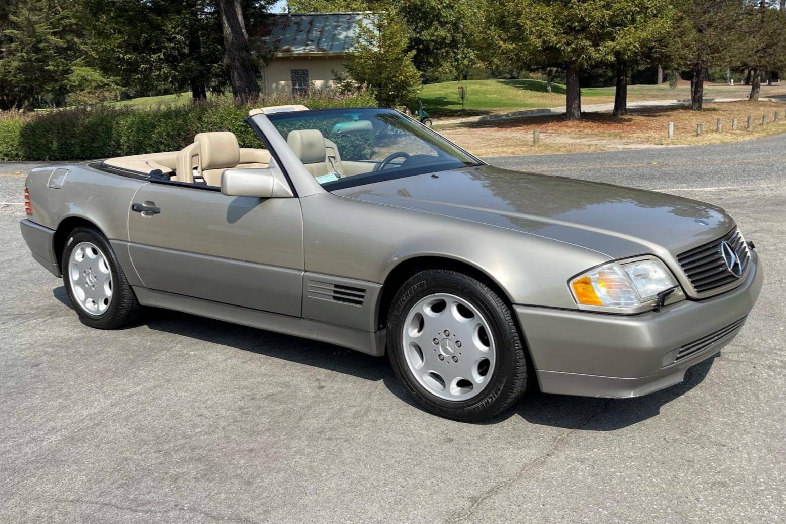 1995 Mercedes-Benz SL320