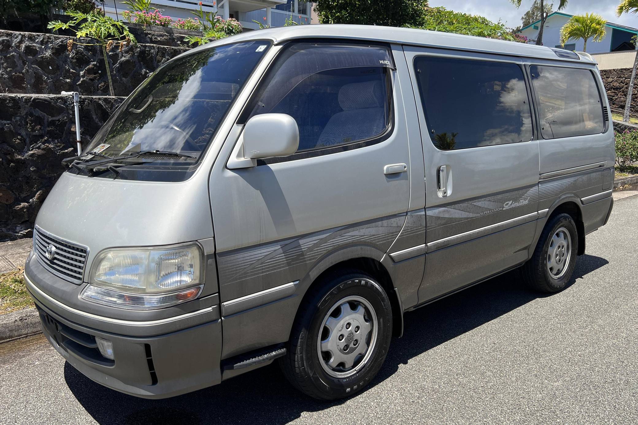 1997 Toyota HiAce Super Custom Limited