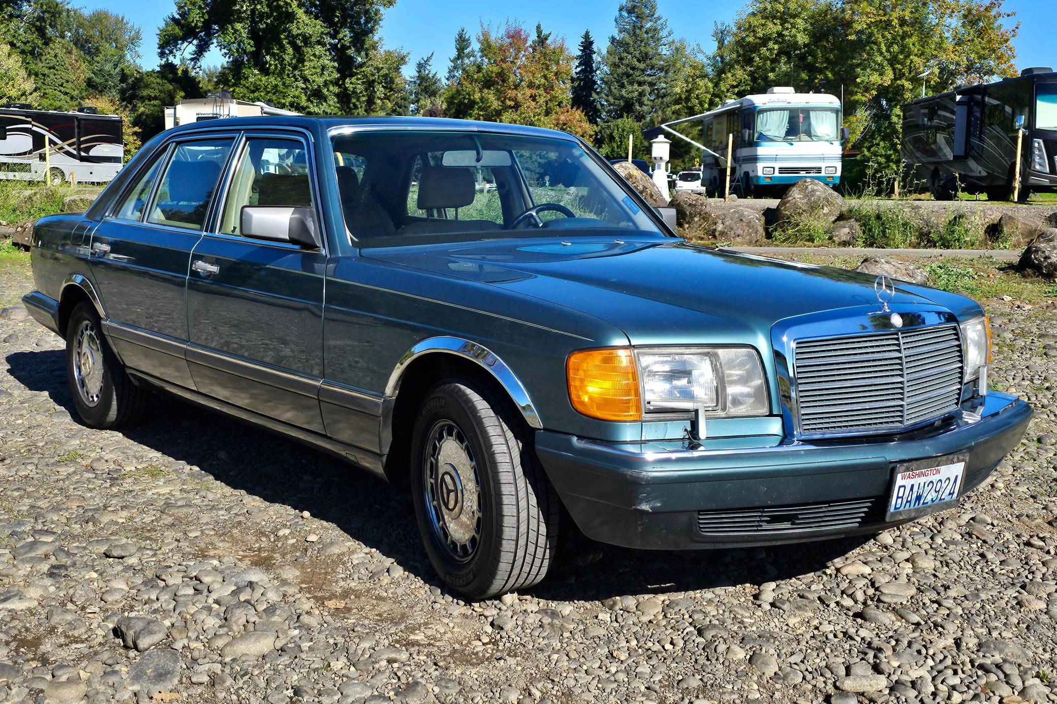 WDBCA39E5KA458008