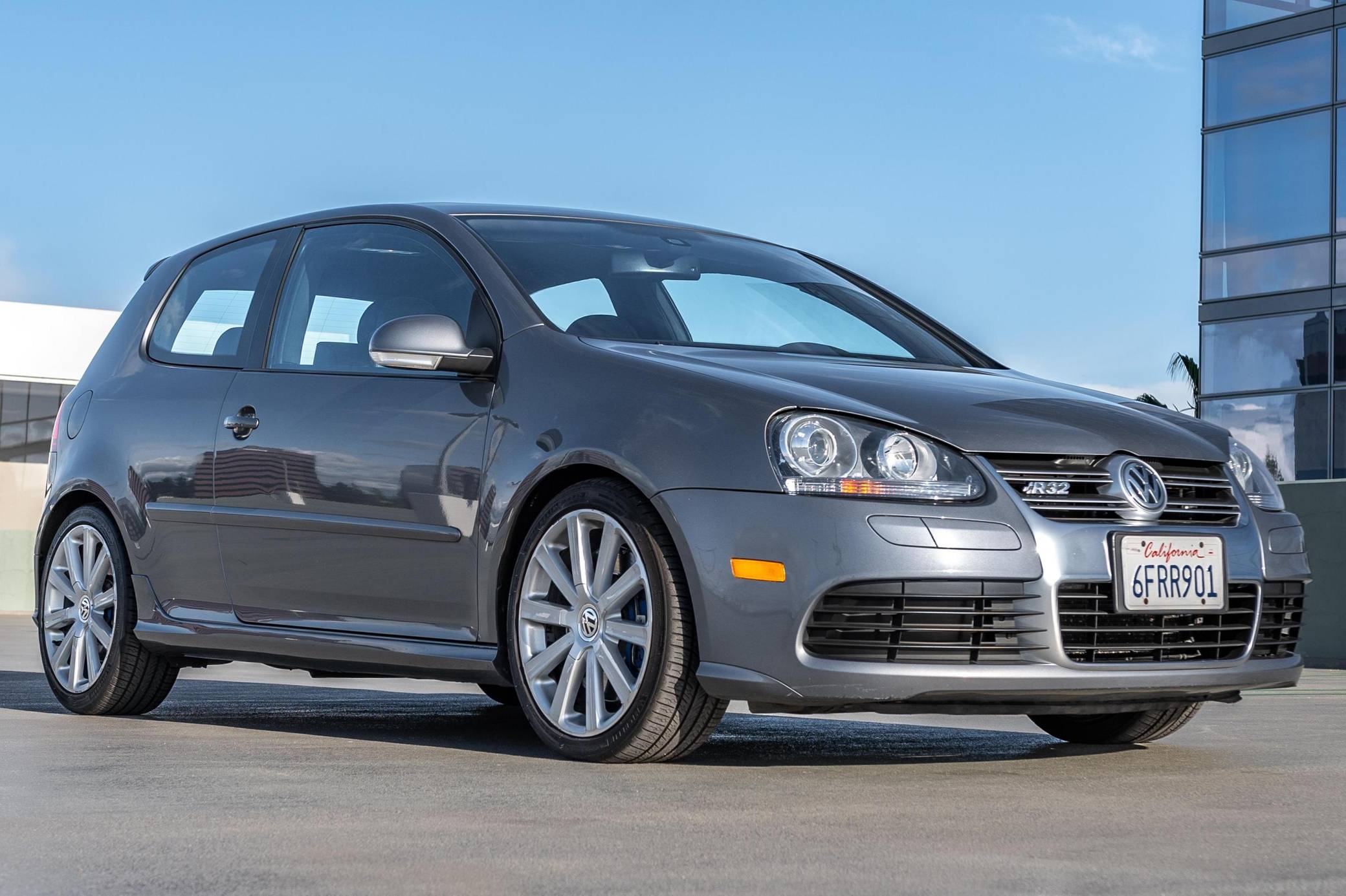 2008 Volkswagen R32 for Sale - Cars & Bids