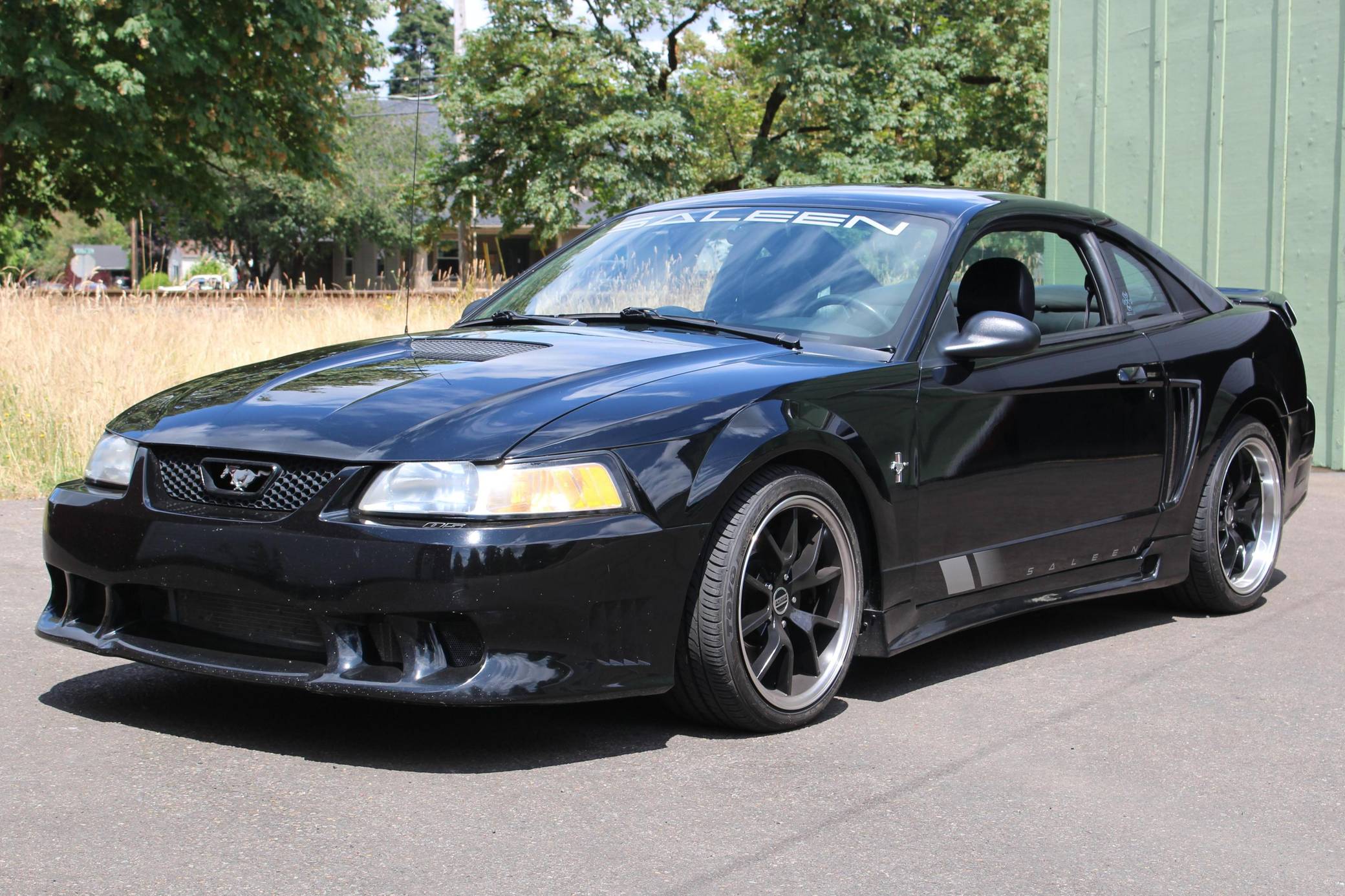 2000 mustang gt black hotsell