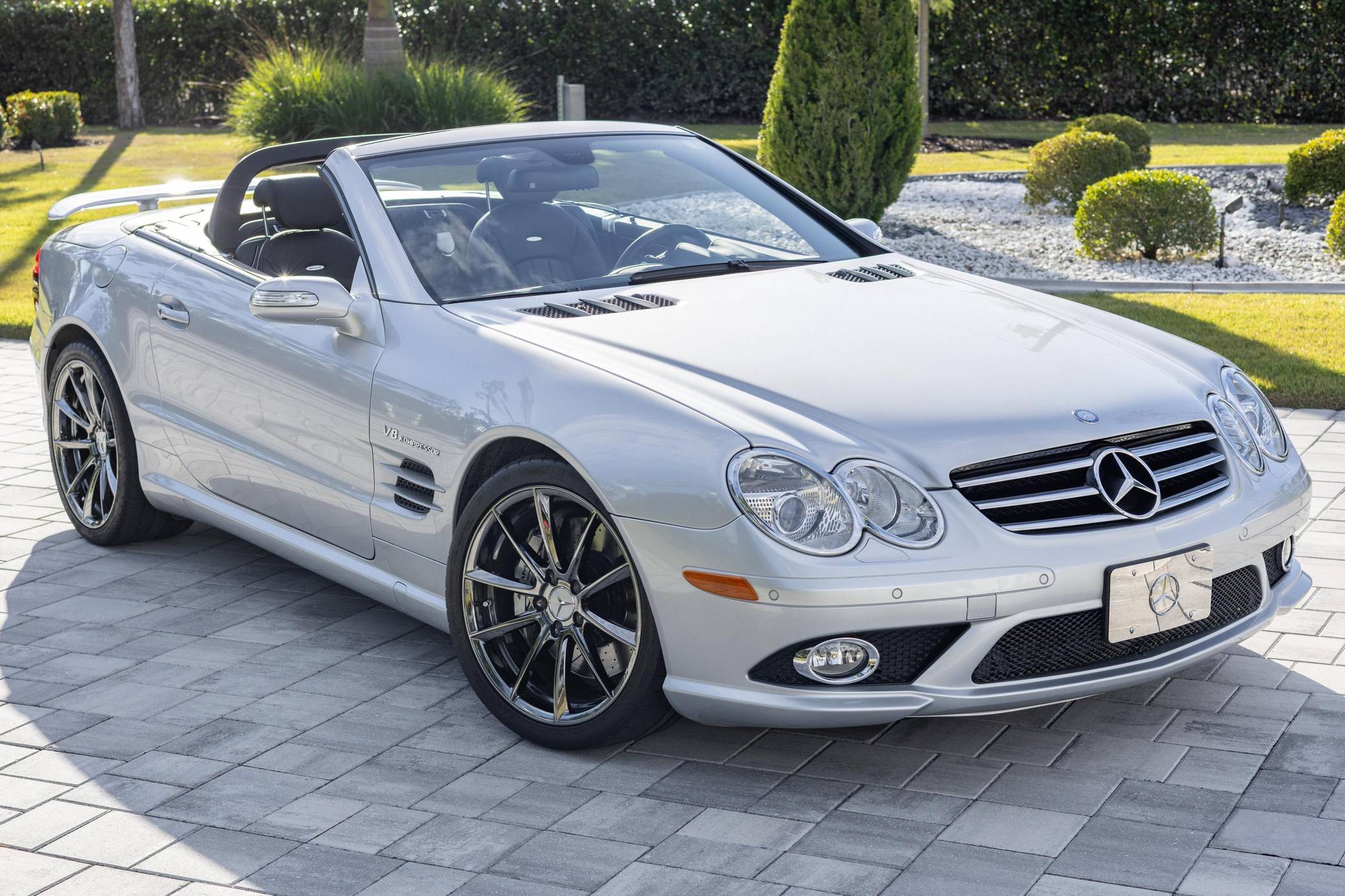 シロツメクサ 2007 Mercedes-Benz SL55 AMG VIN: WDBSK72F97F133911 for Sale - Cars