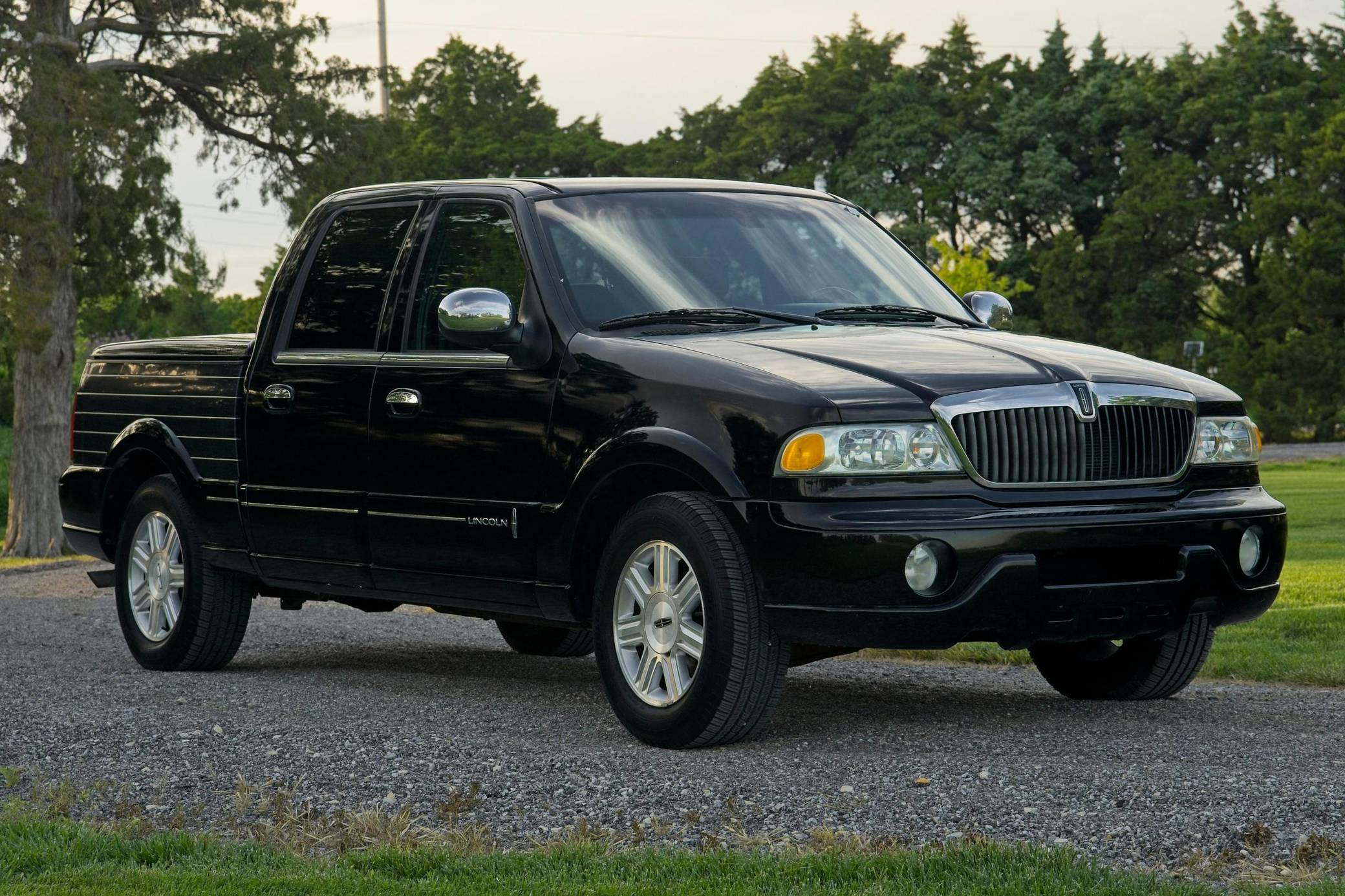 2002 Lincoln Blackwood