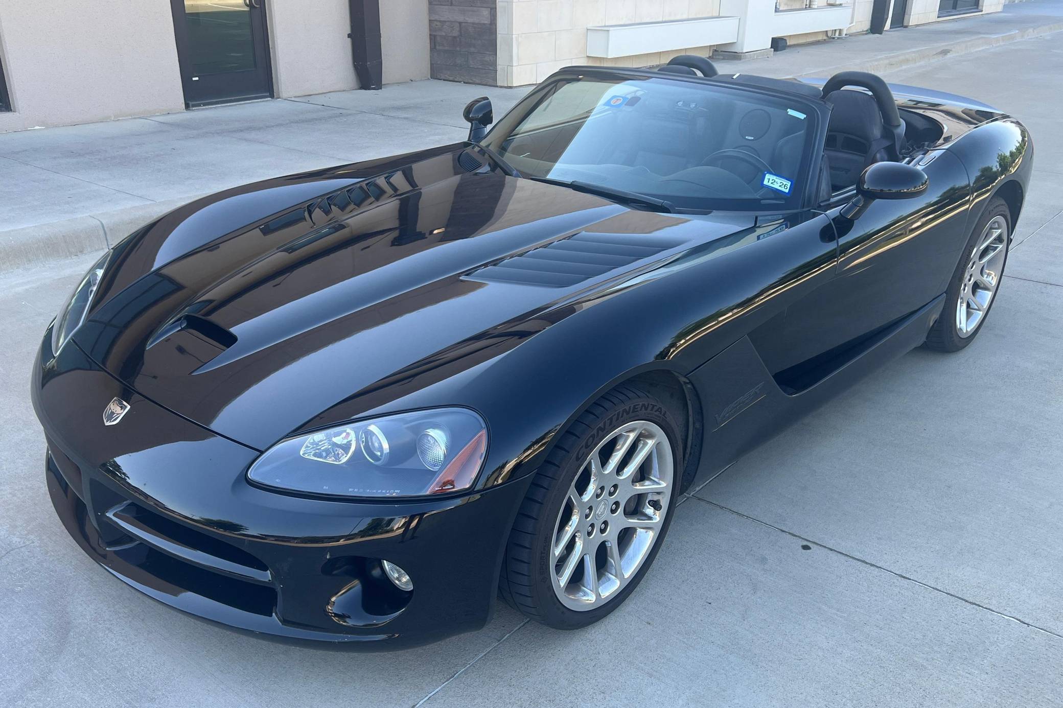 2003 Dodge Viper