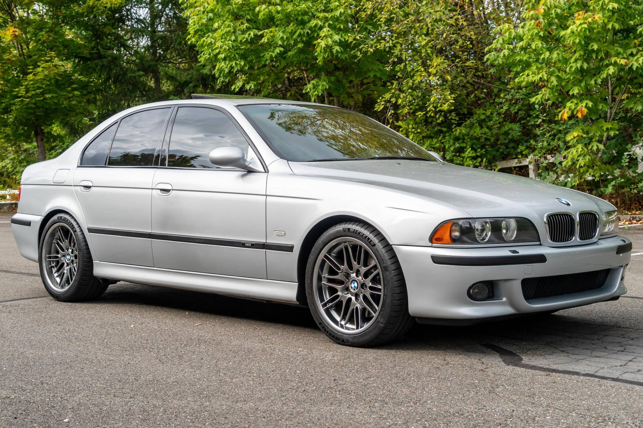 2000 BMW M5