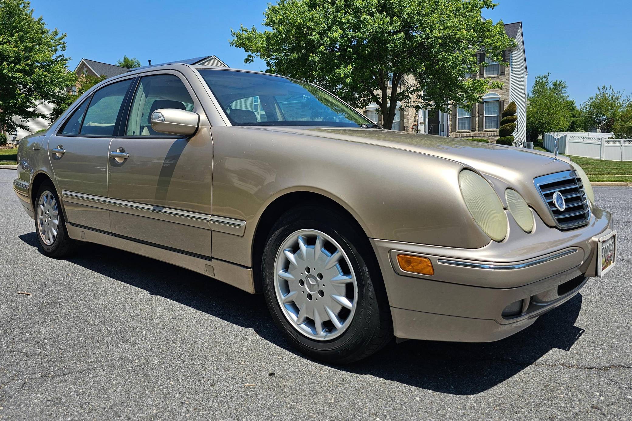 2000 Mercedes-Benz E-Class