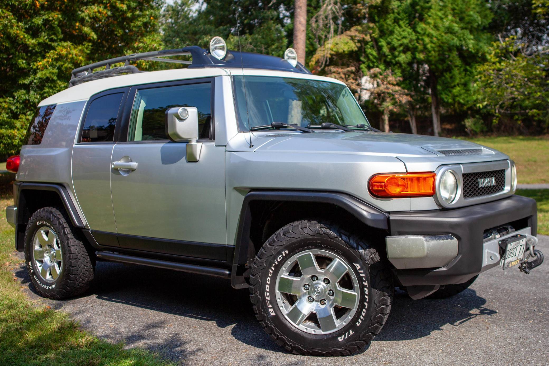 2008 Toyota FJ Cruiser VIN: JTEBU11F680101430 for Sale - Cars & Bids
