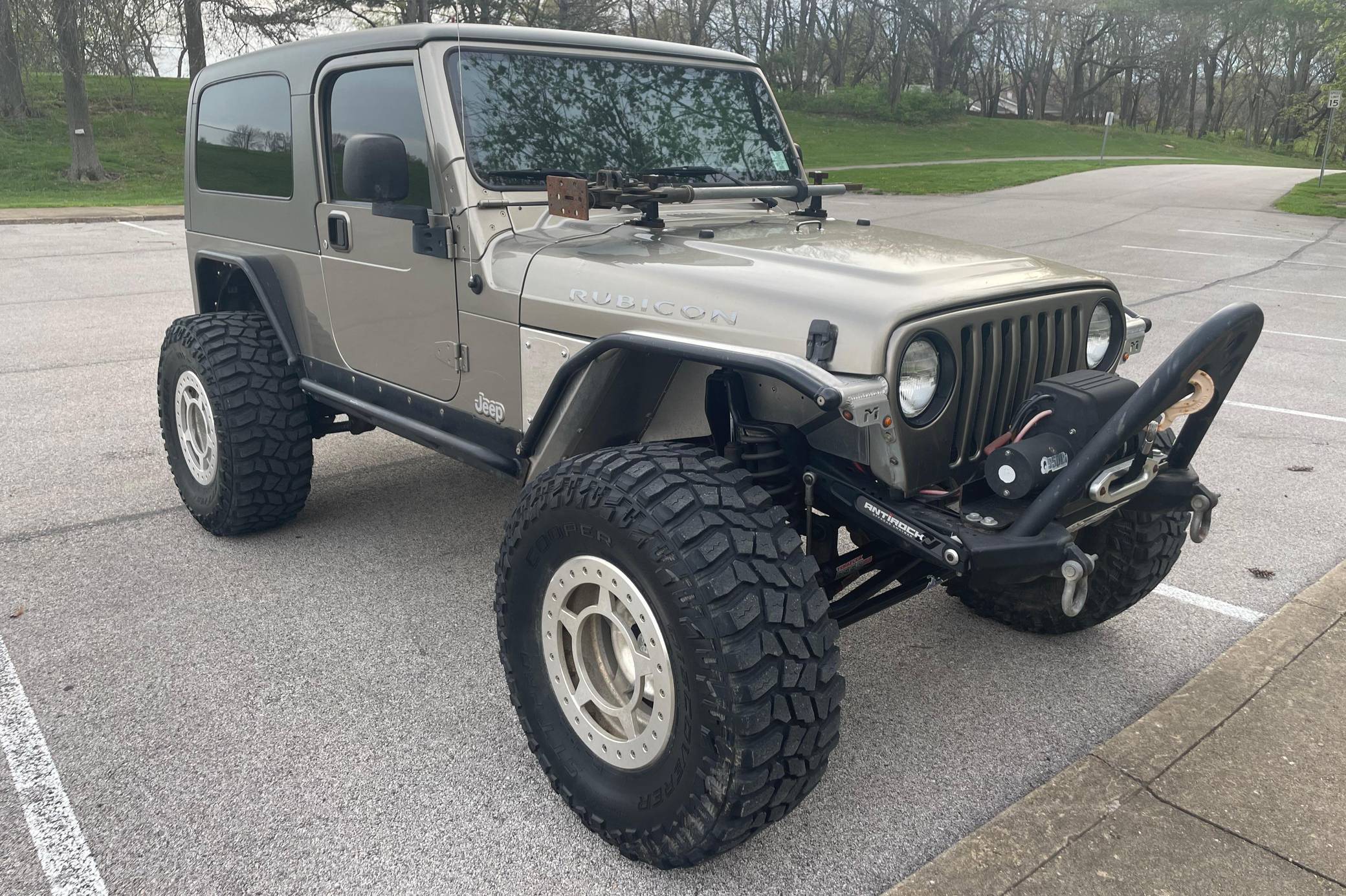 Partial Hood and Fender Kit | JEEP WRANGLER 4XE RUBICON 2021 Partial Hood and Fender Kit | JEEP WRANGLER 4XE RUBICON 2021