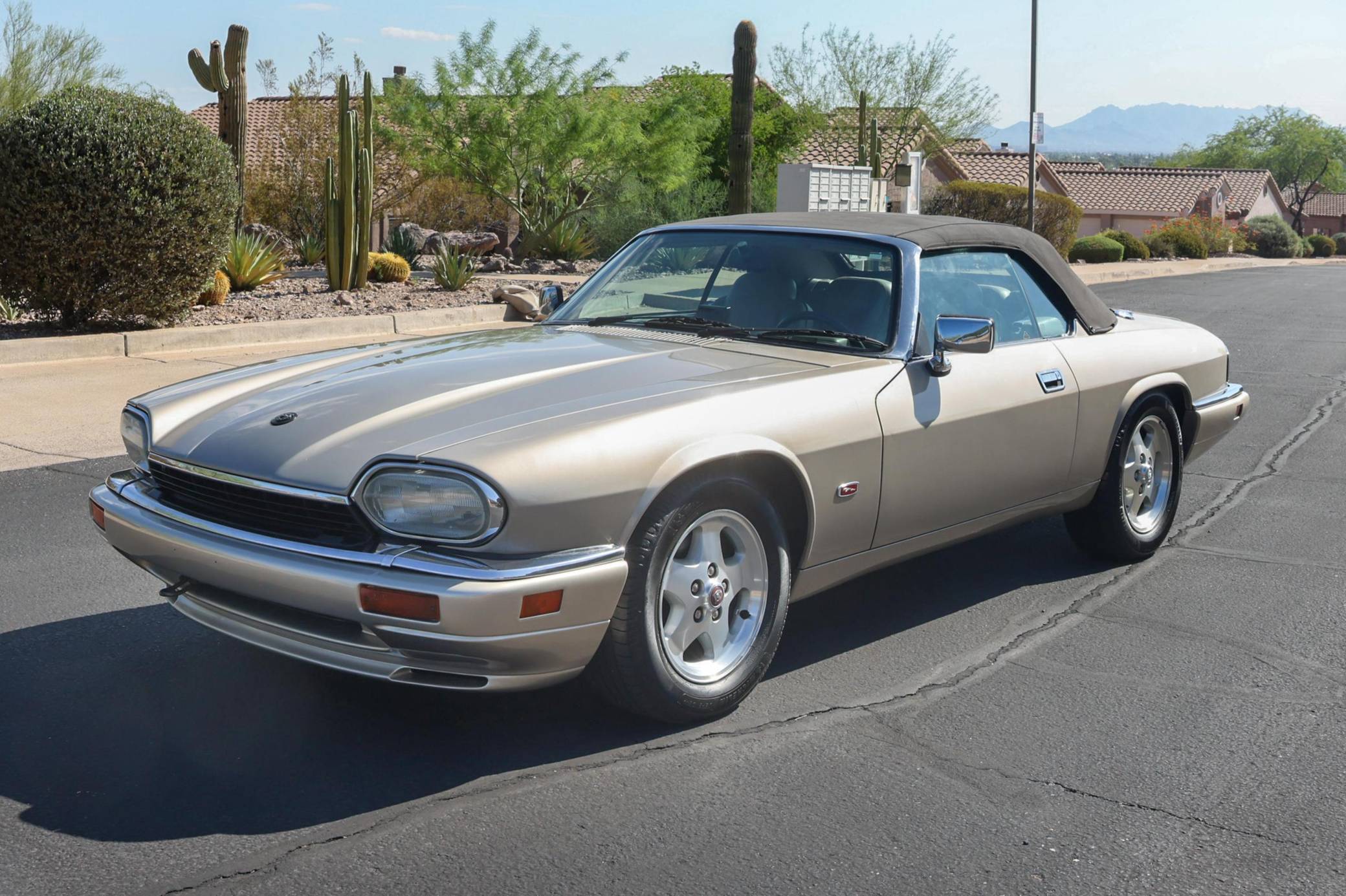 1995 Jaguar XJS Convertible VIN: SAJNX2747SC197872 for Sale - Cars