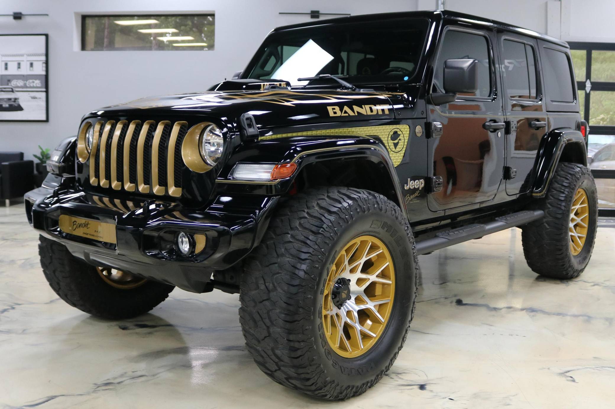 2019 Jeep Wrangler Unlimited Sport 4x4 VIN: 1C4HJXDG9KW571762 for