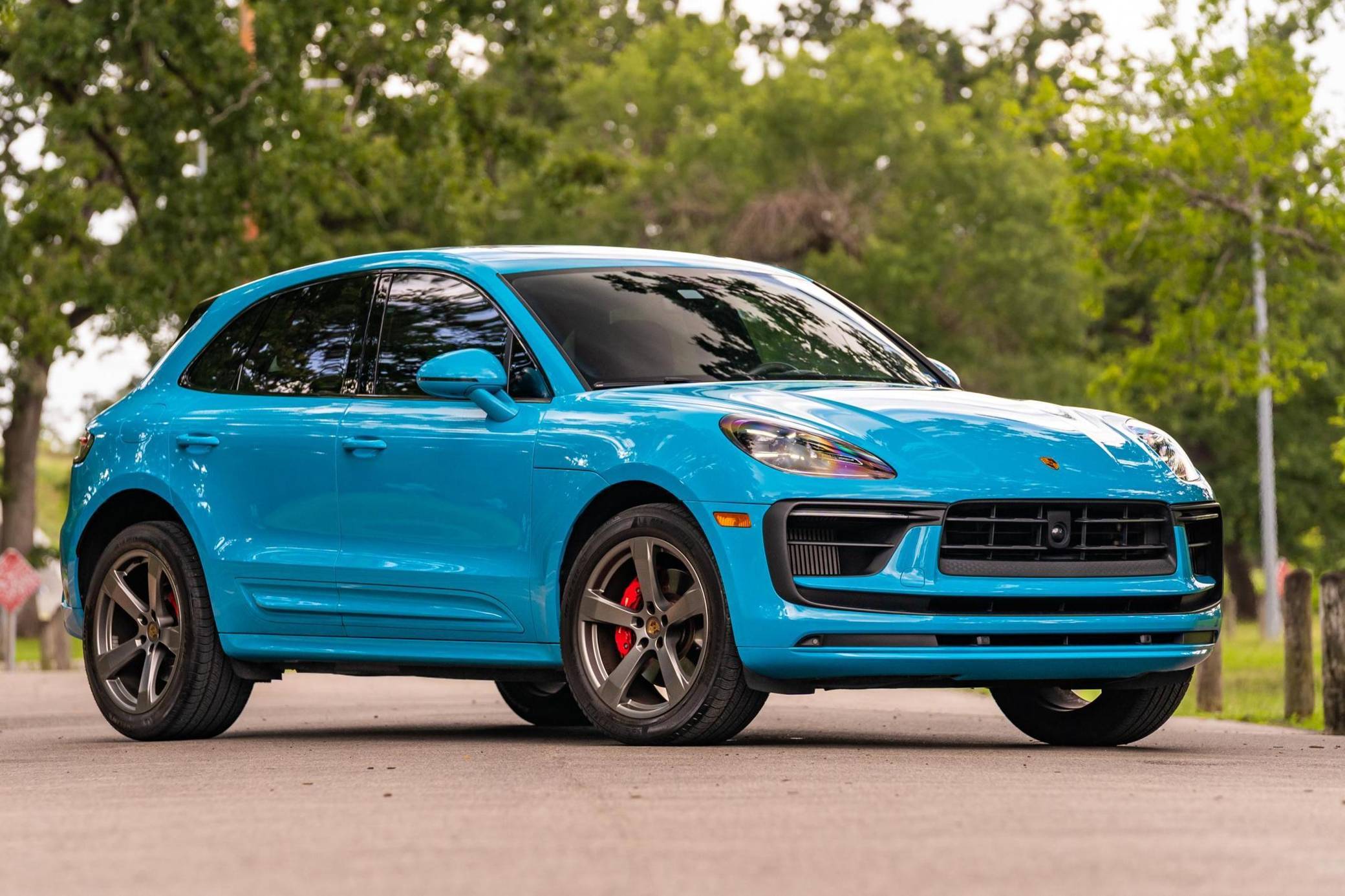 2023 Porsche Macan S