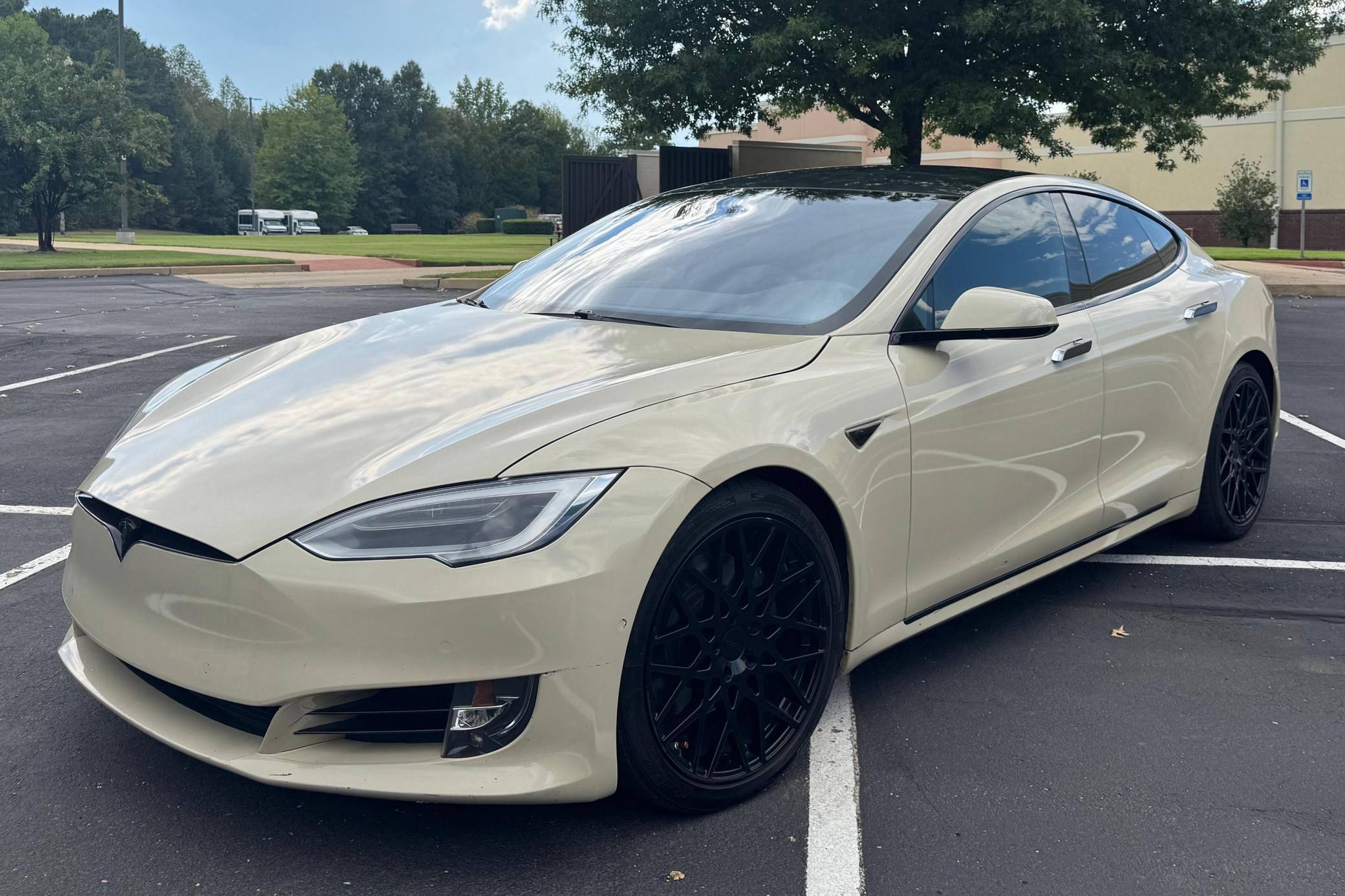 2016 Tesla Model S