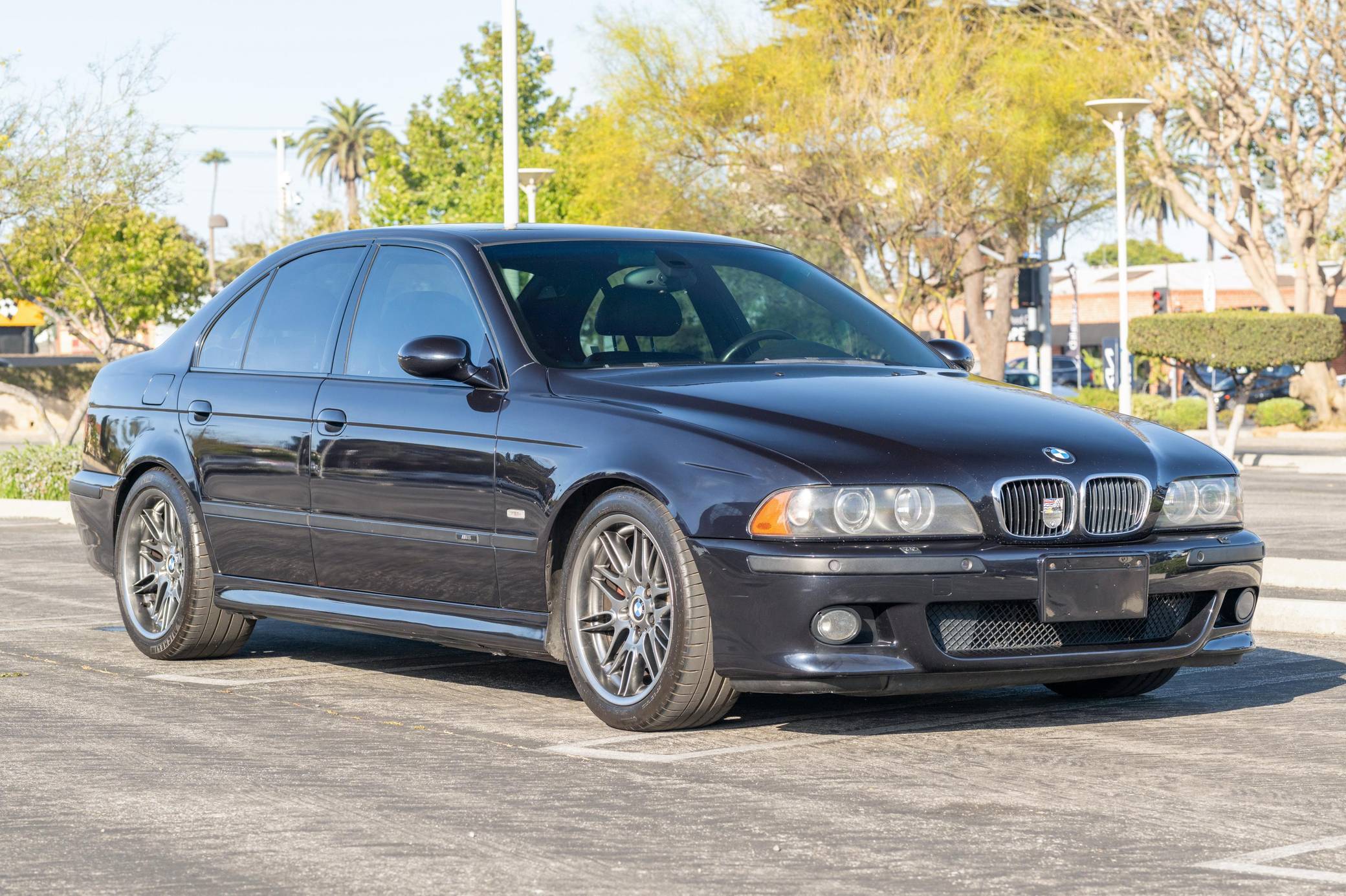 2002 BMW E39 M5