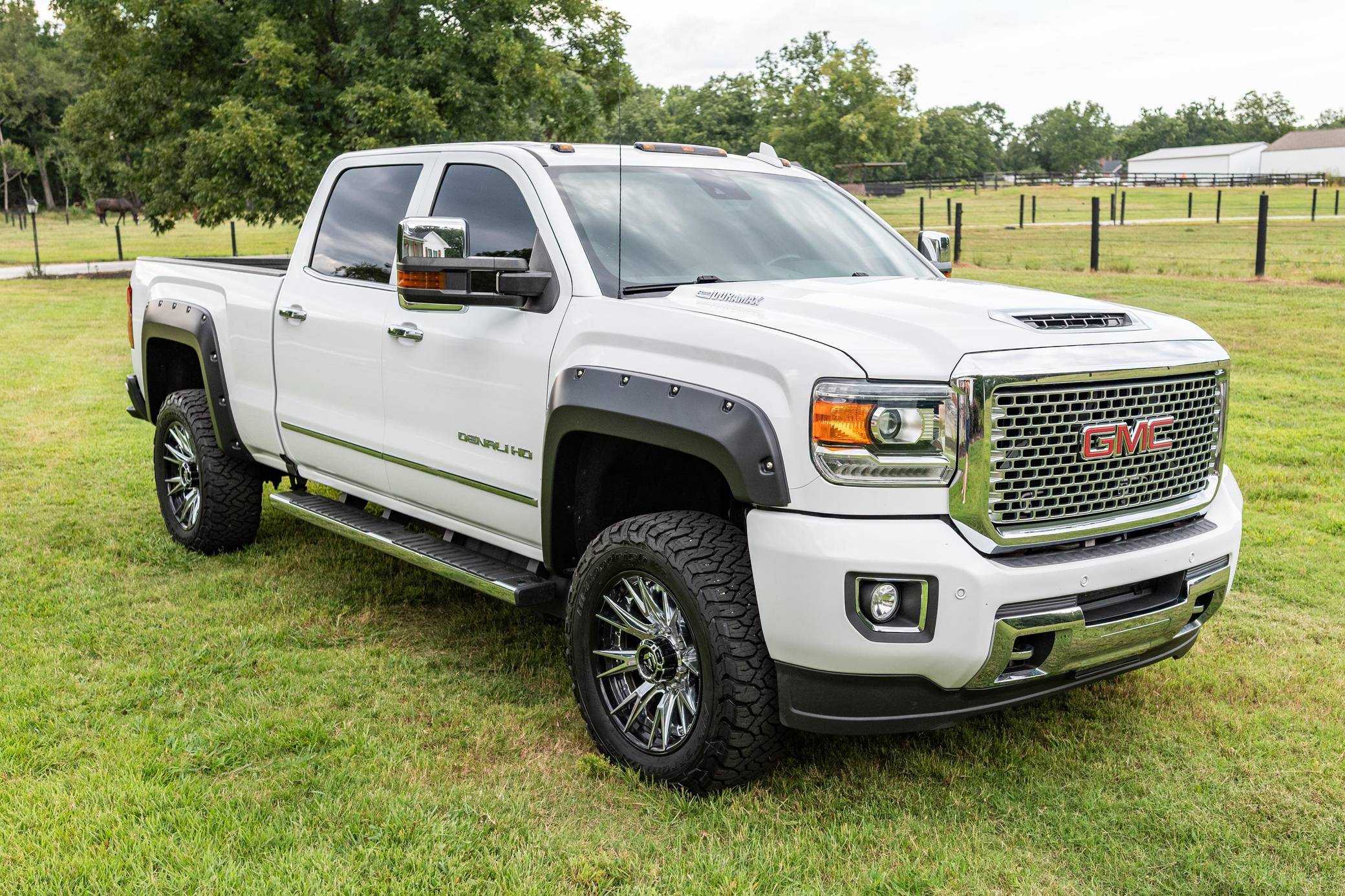 2017 GMC Sierra 3500HD Denali