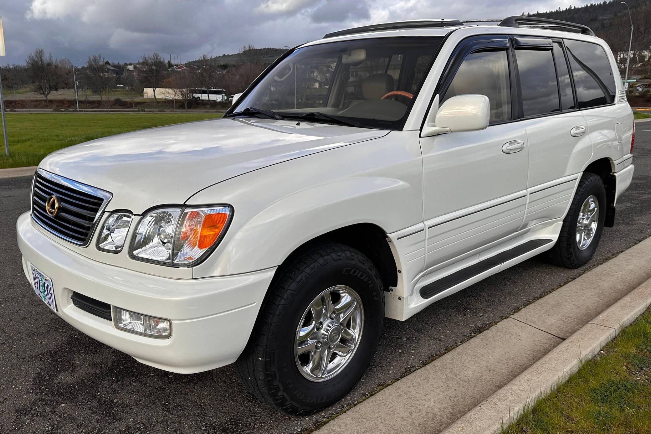 2000 Lexus LX 470