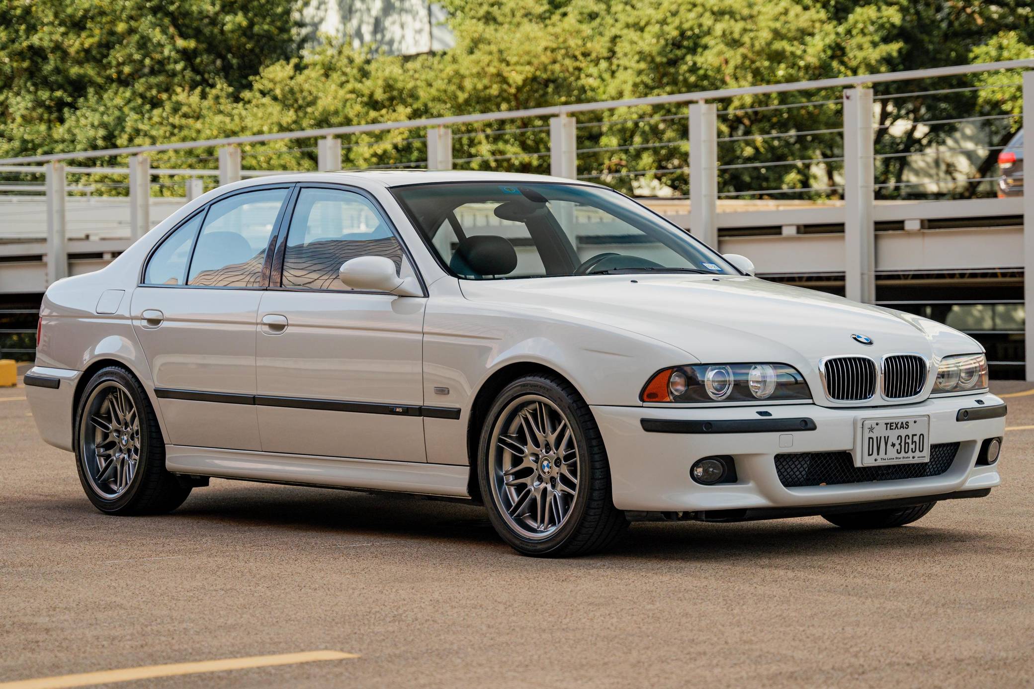 2002 BMW M5