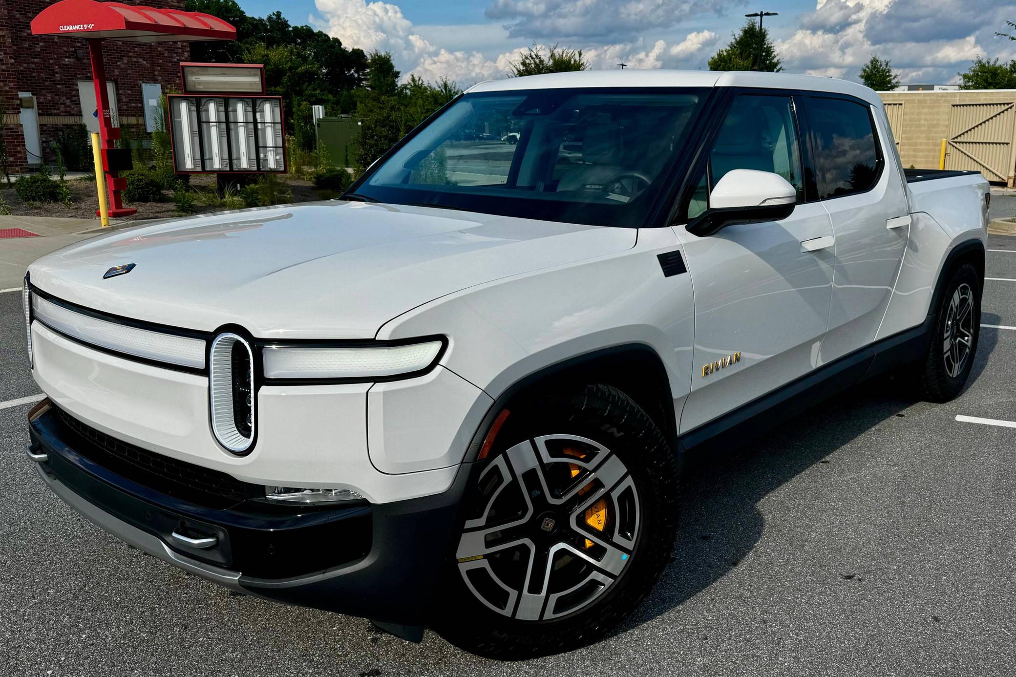 2023 Rivian R1T Adventure Edition