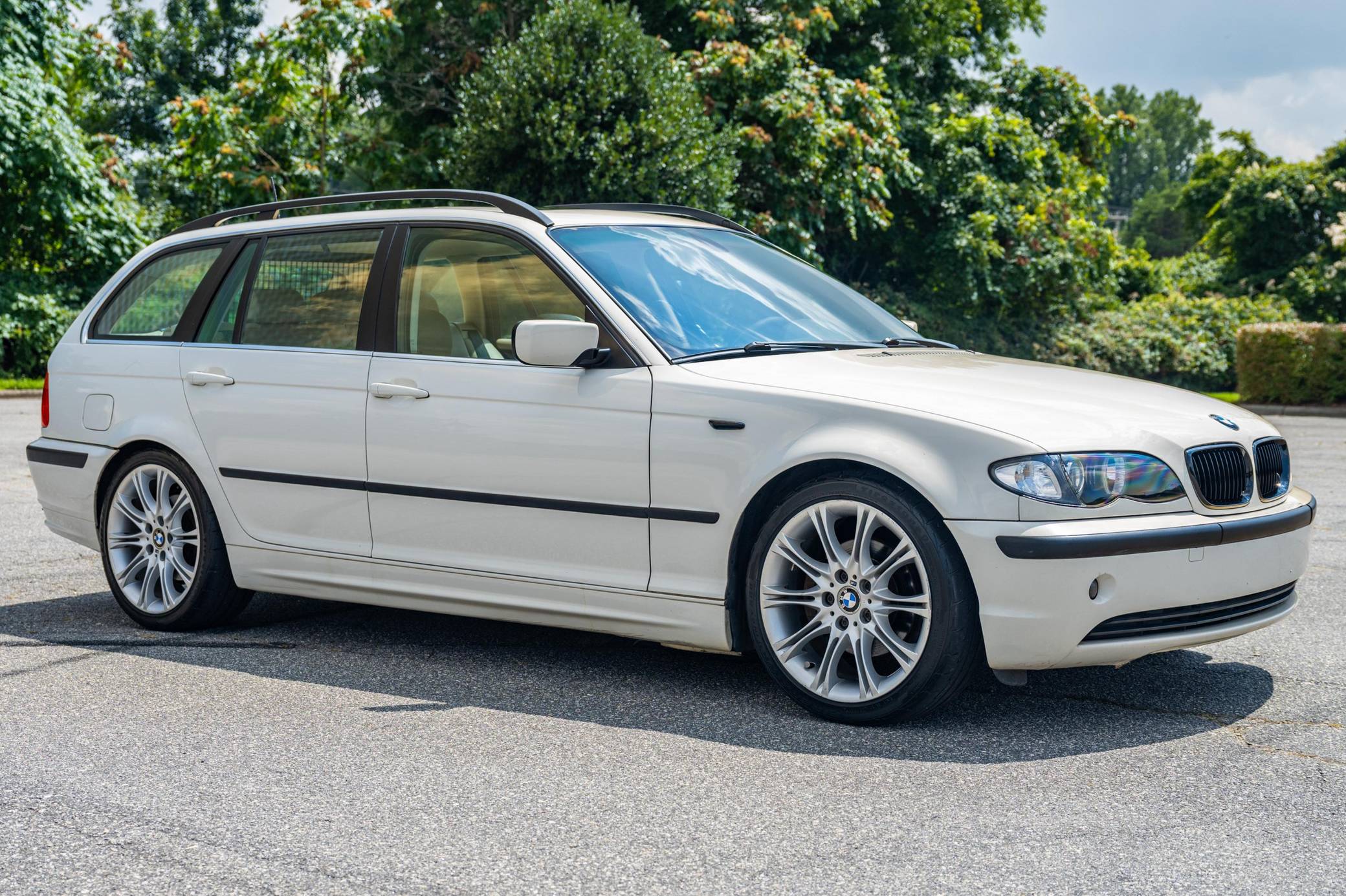 2003 BMW 325i Touring