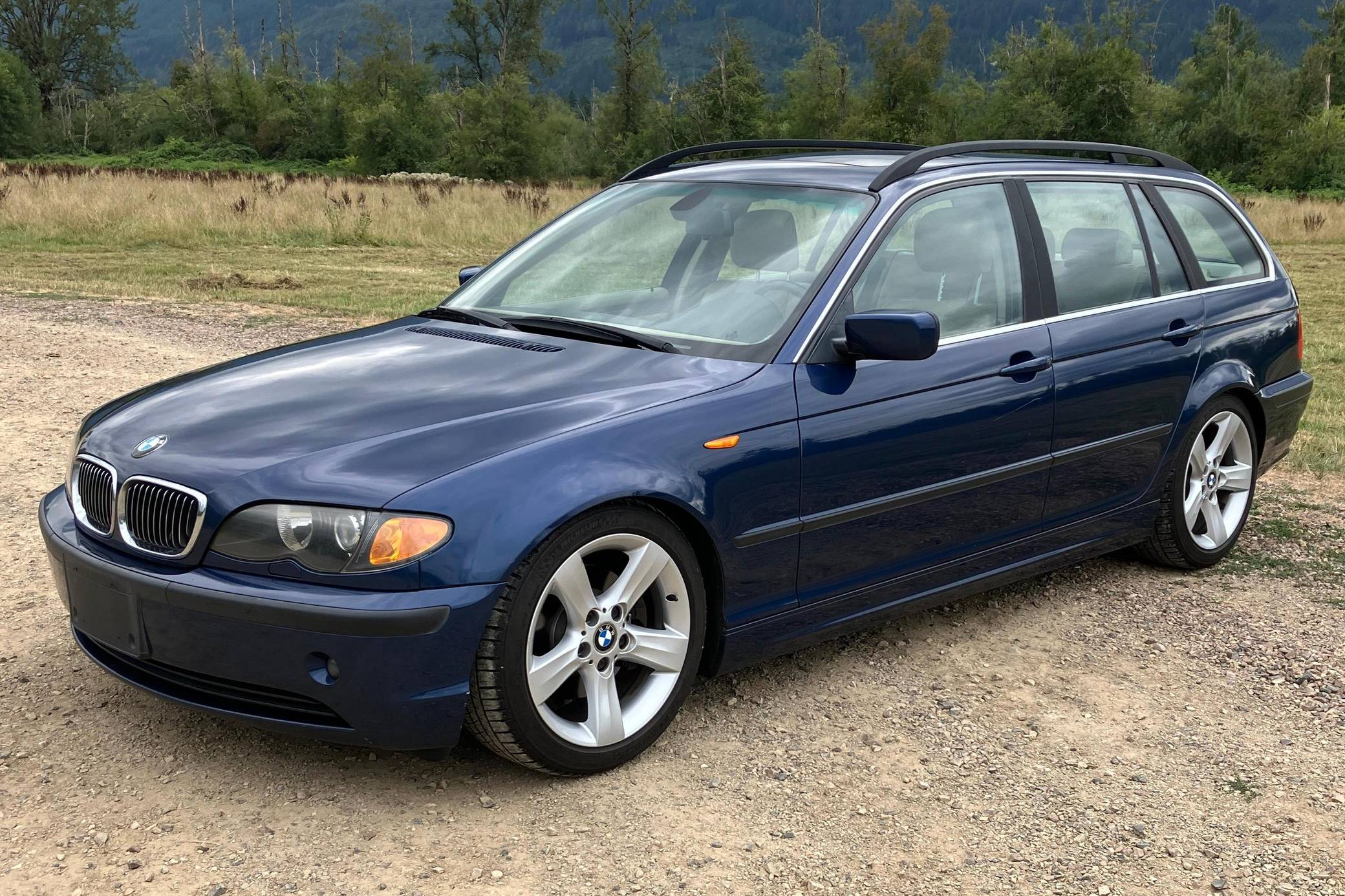 2004 BMW 325i Touring