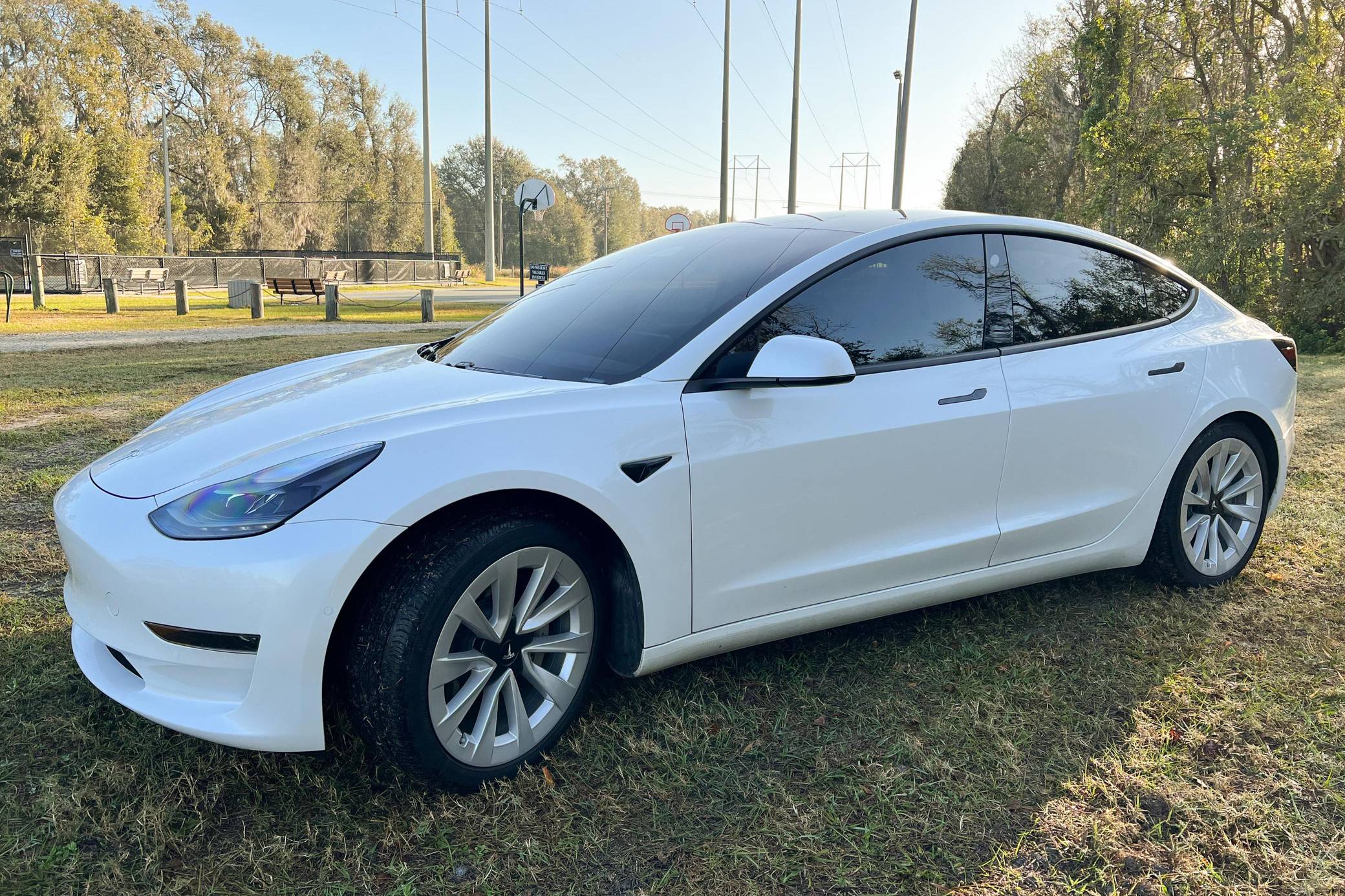 Tesla model 3 on sale 2021 white