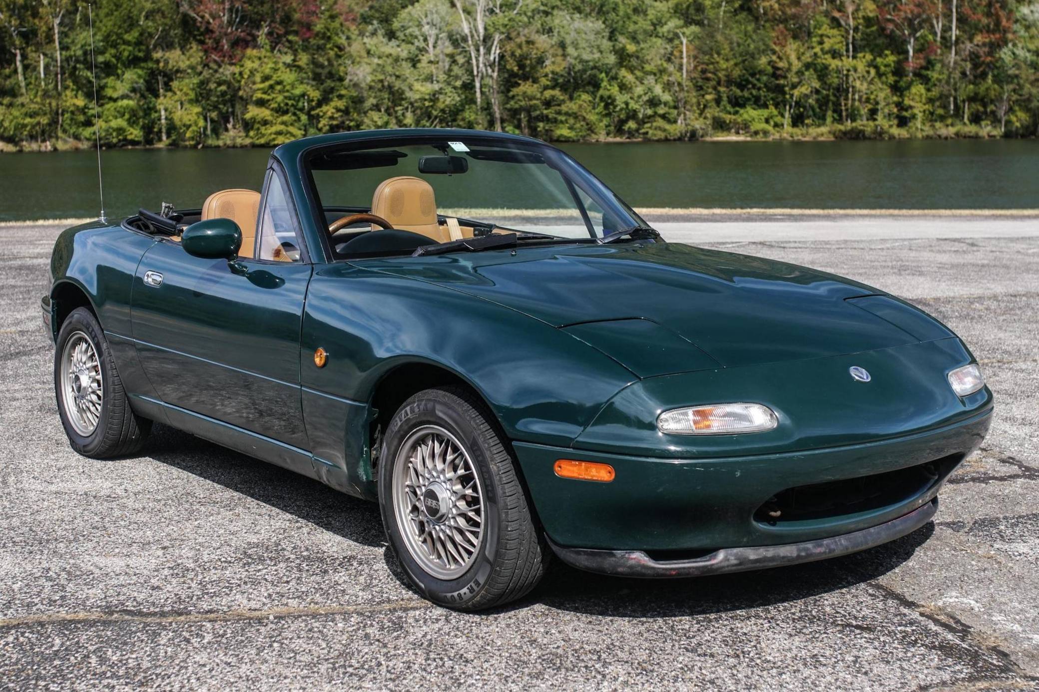 1990 Eunos Roadster VIN: NA6CE125542 for Sale - Cars & Bids