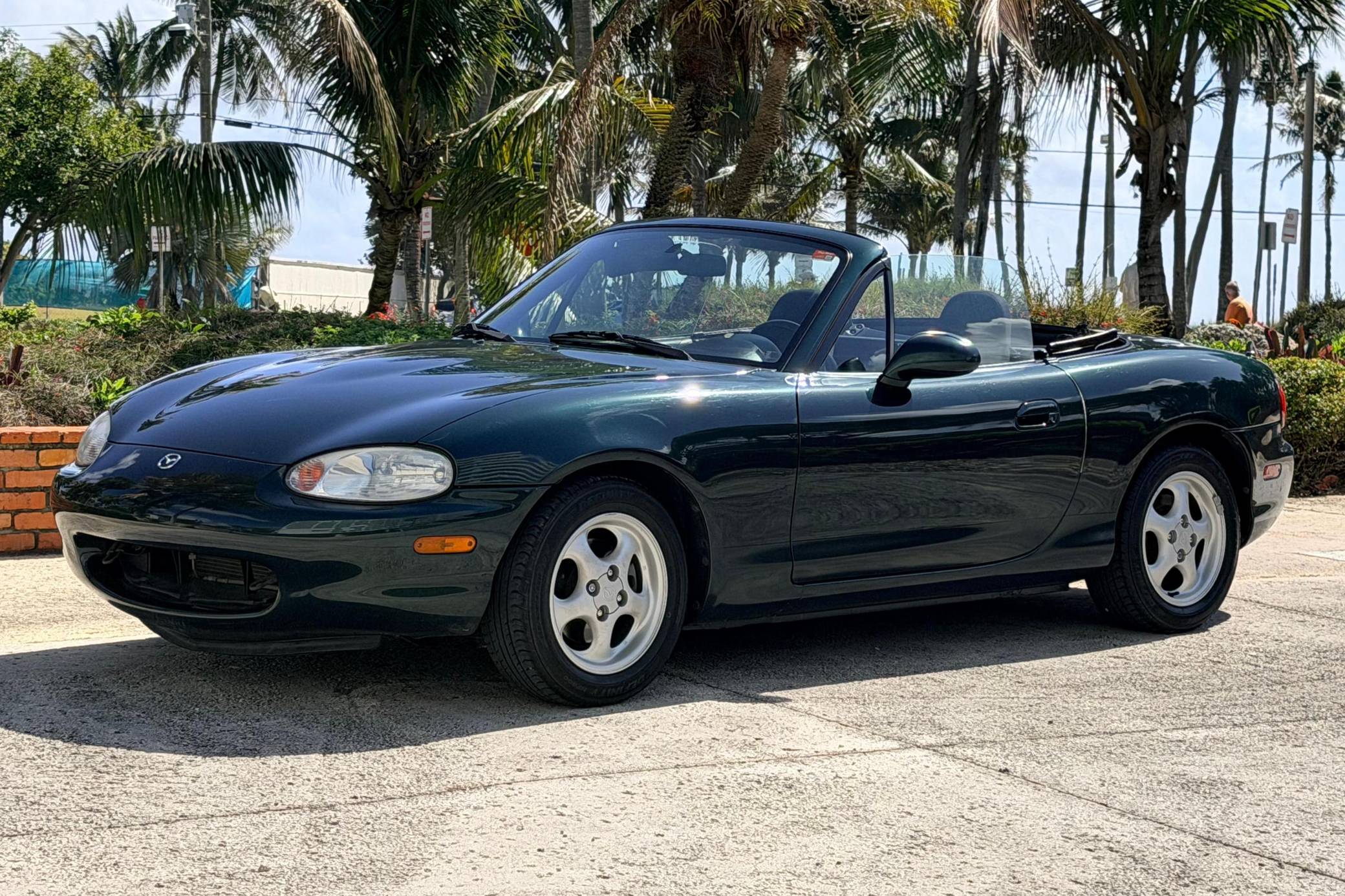 1999 Mazda MX-5 Miata VIN: JM1NB3534X0136971 for Sale - Cars & Bids