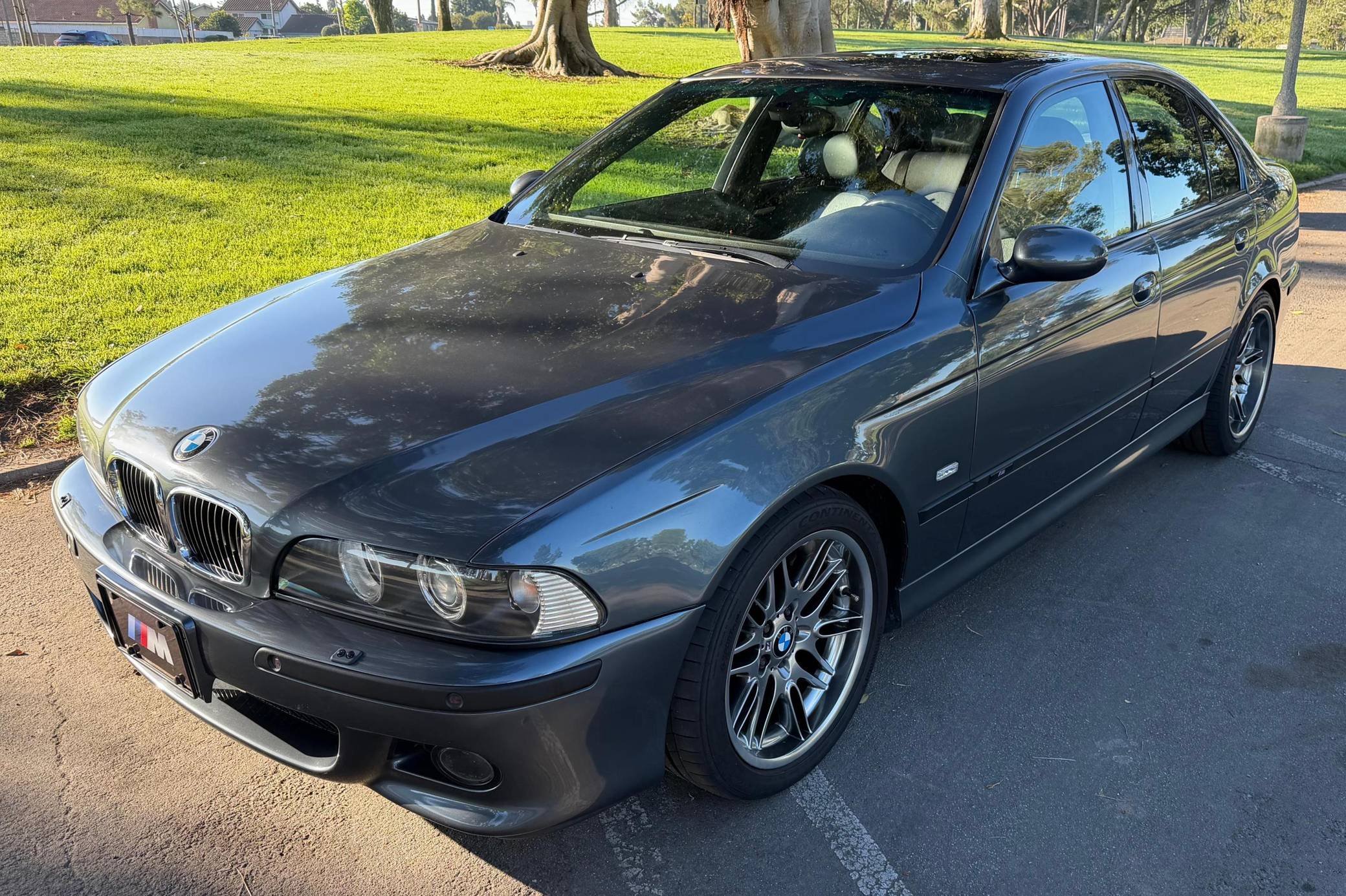 2001 BMW E39 M5