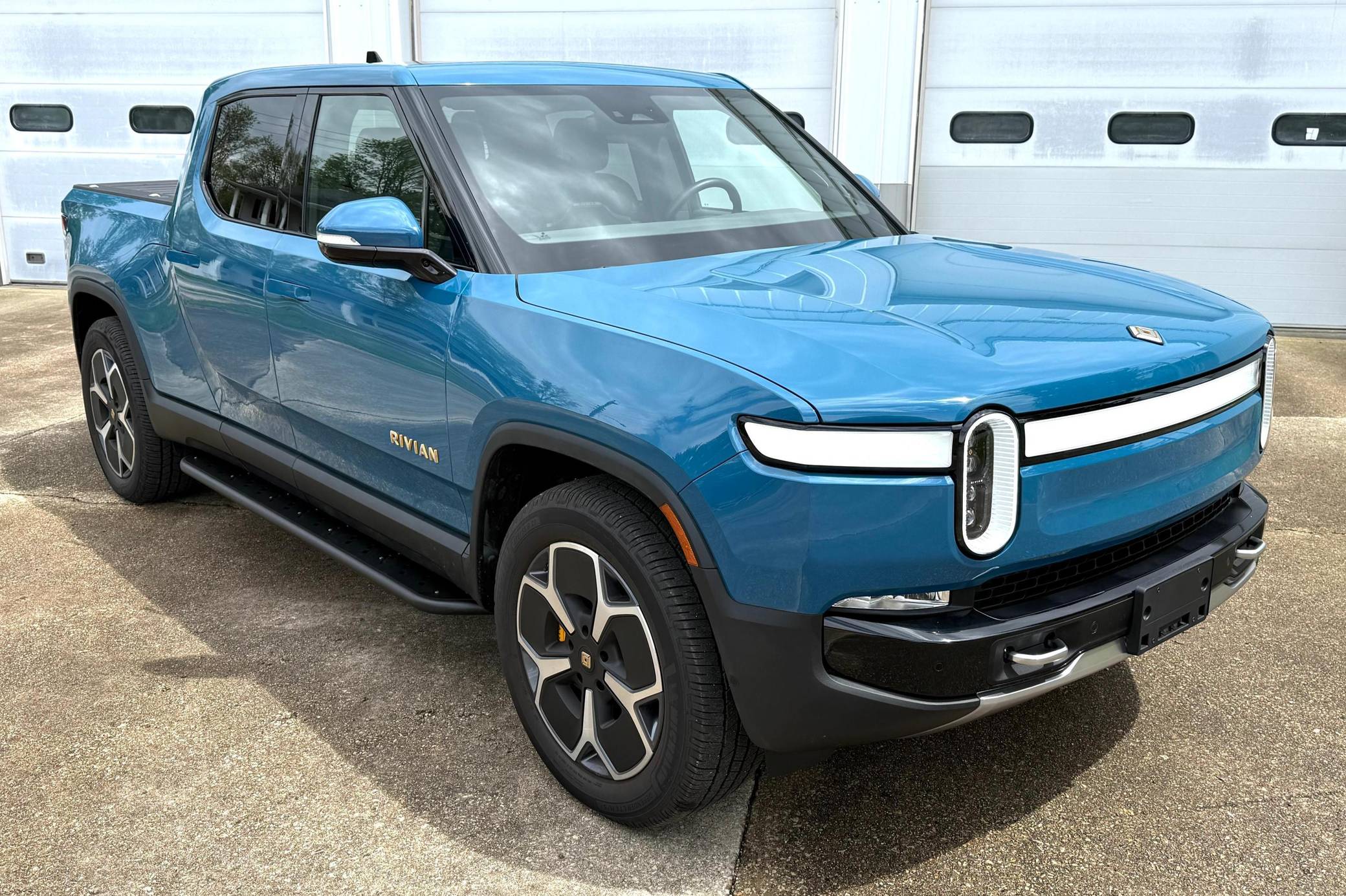 2023 Rivian R1T