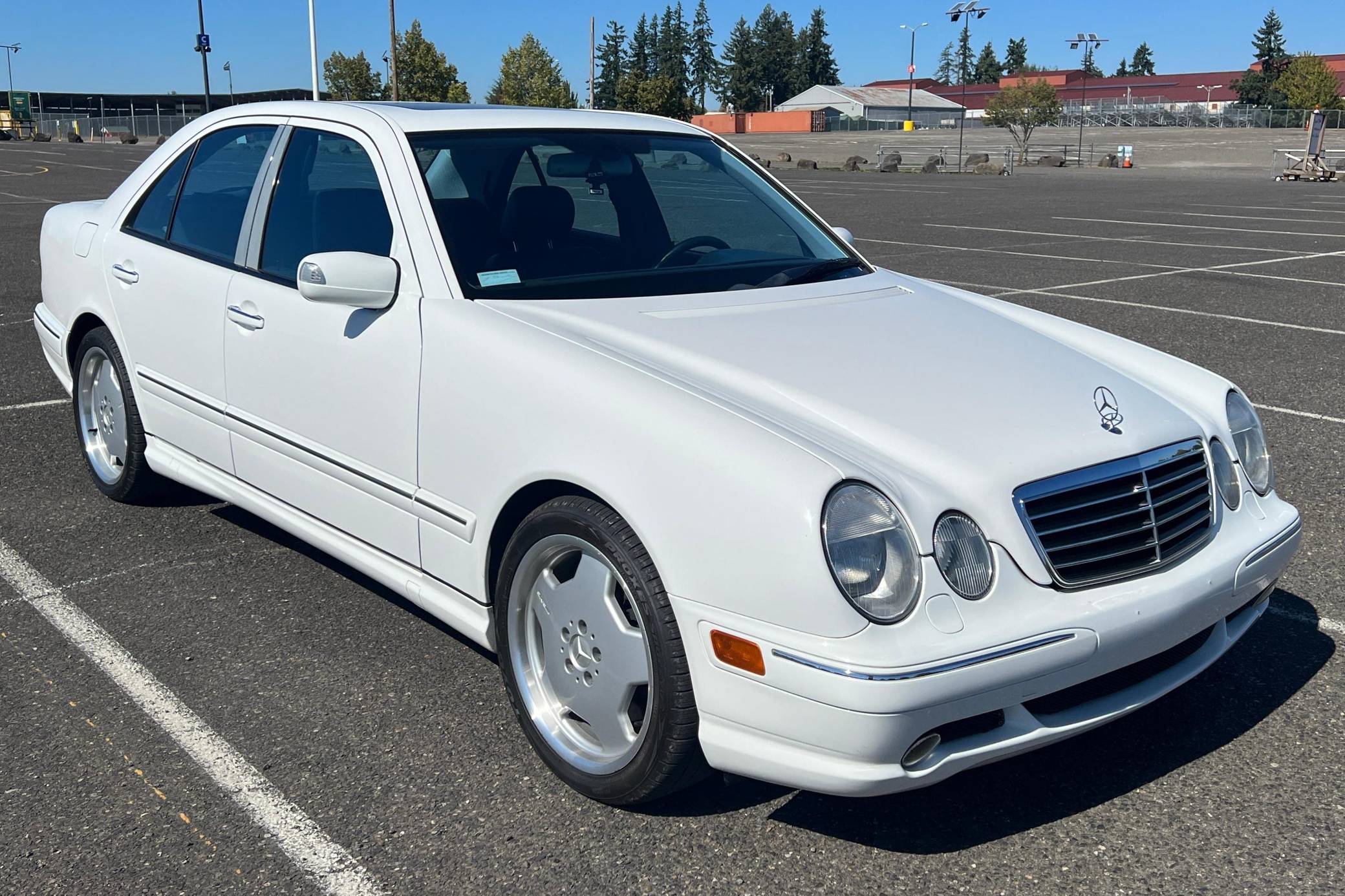 2000 Mercedes-Benz E55 AMG