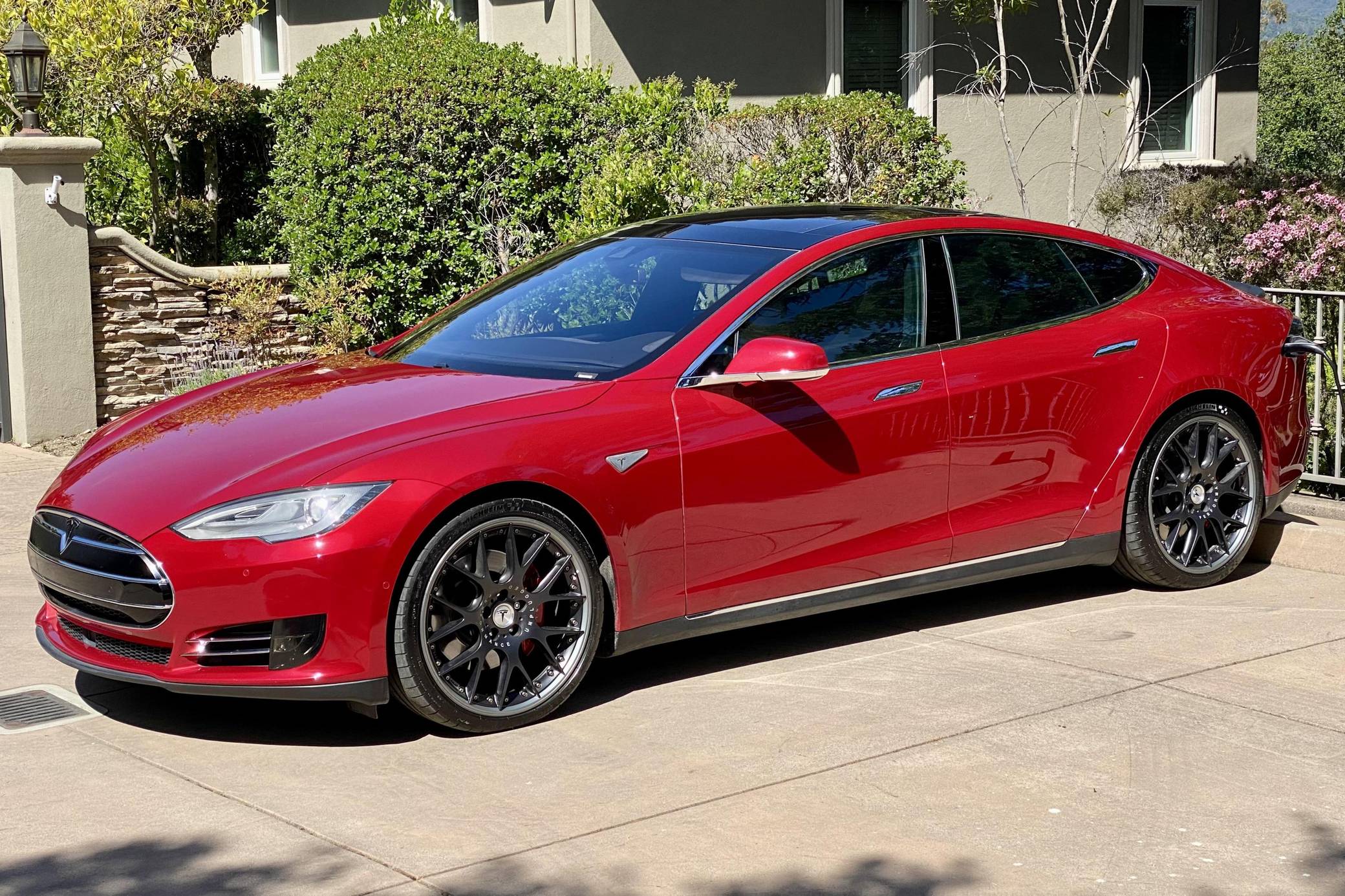 2015 tesla p85d on sale for sale