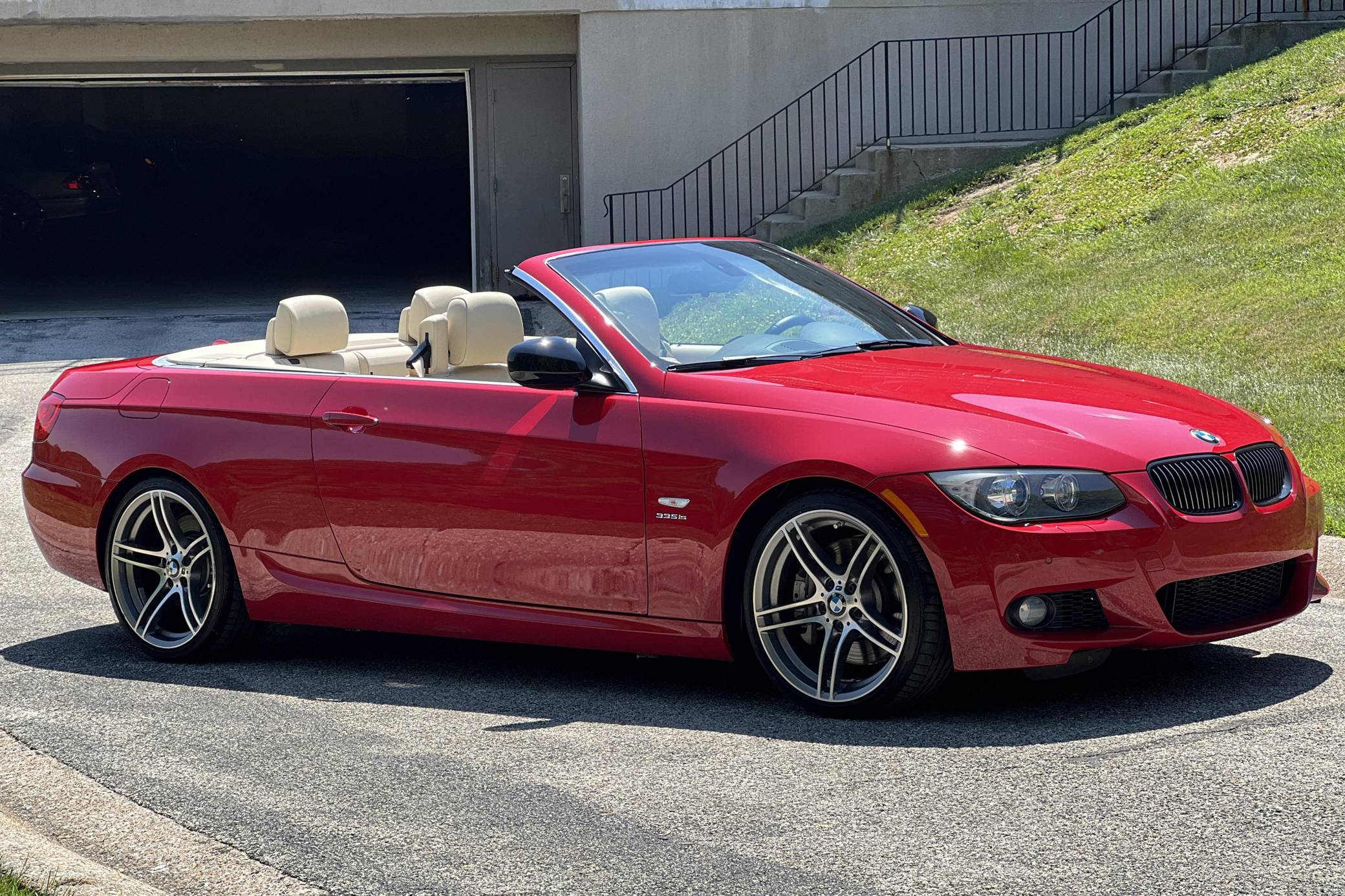 2011 BMW 335is Convertible