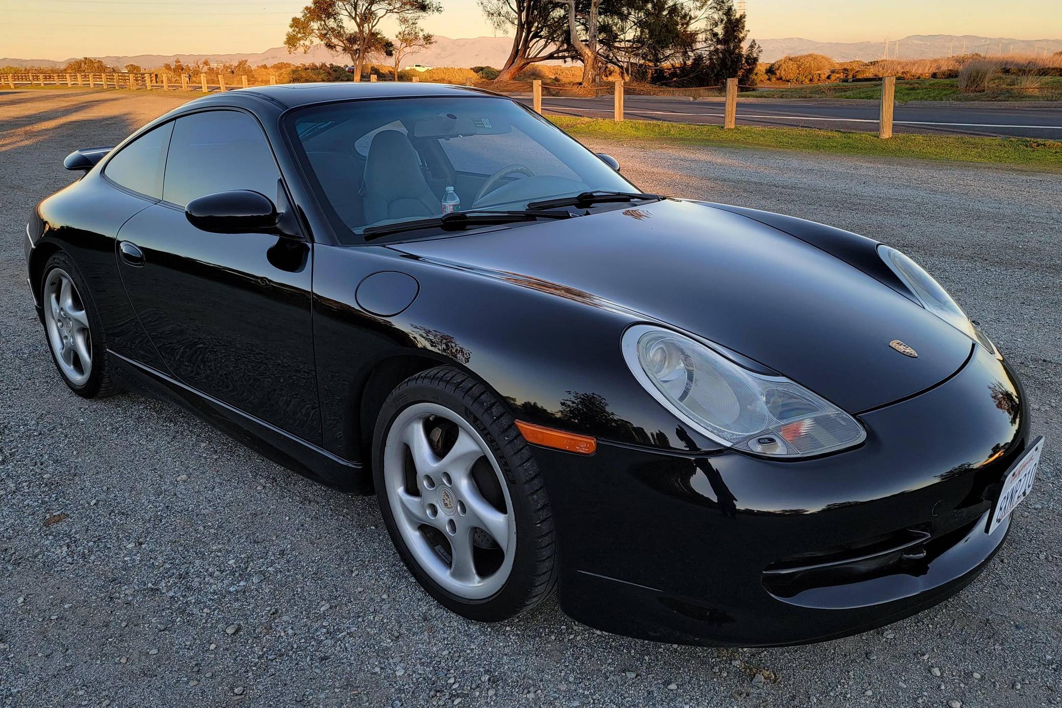 2001 Porsche 911 Carrera 4 Coupe